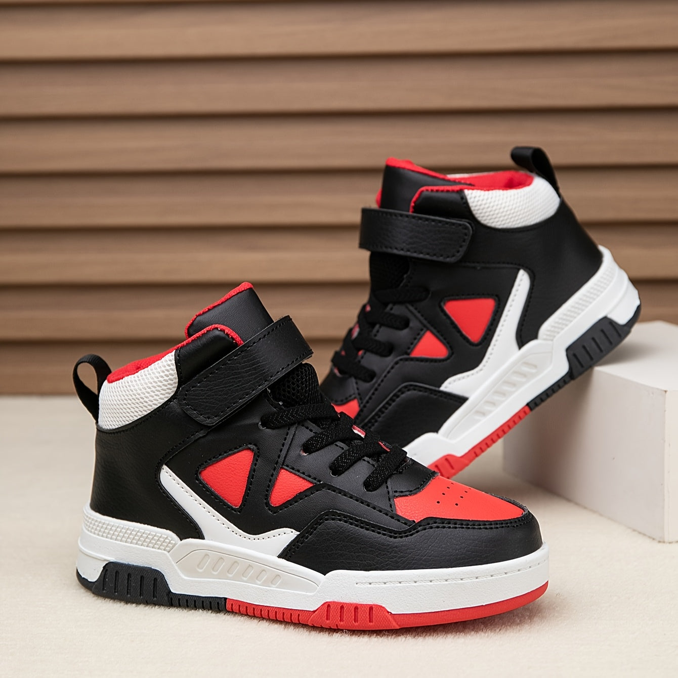 Youngsters' High-Top Sneakers with Color Block Design - Breathable, Non-Slip & Durable for Boys and Girls - Perfect for Outdoor Activities & Casual Attire