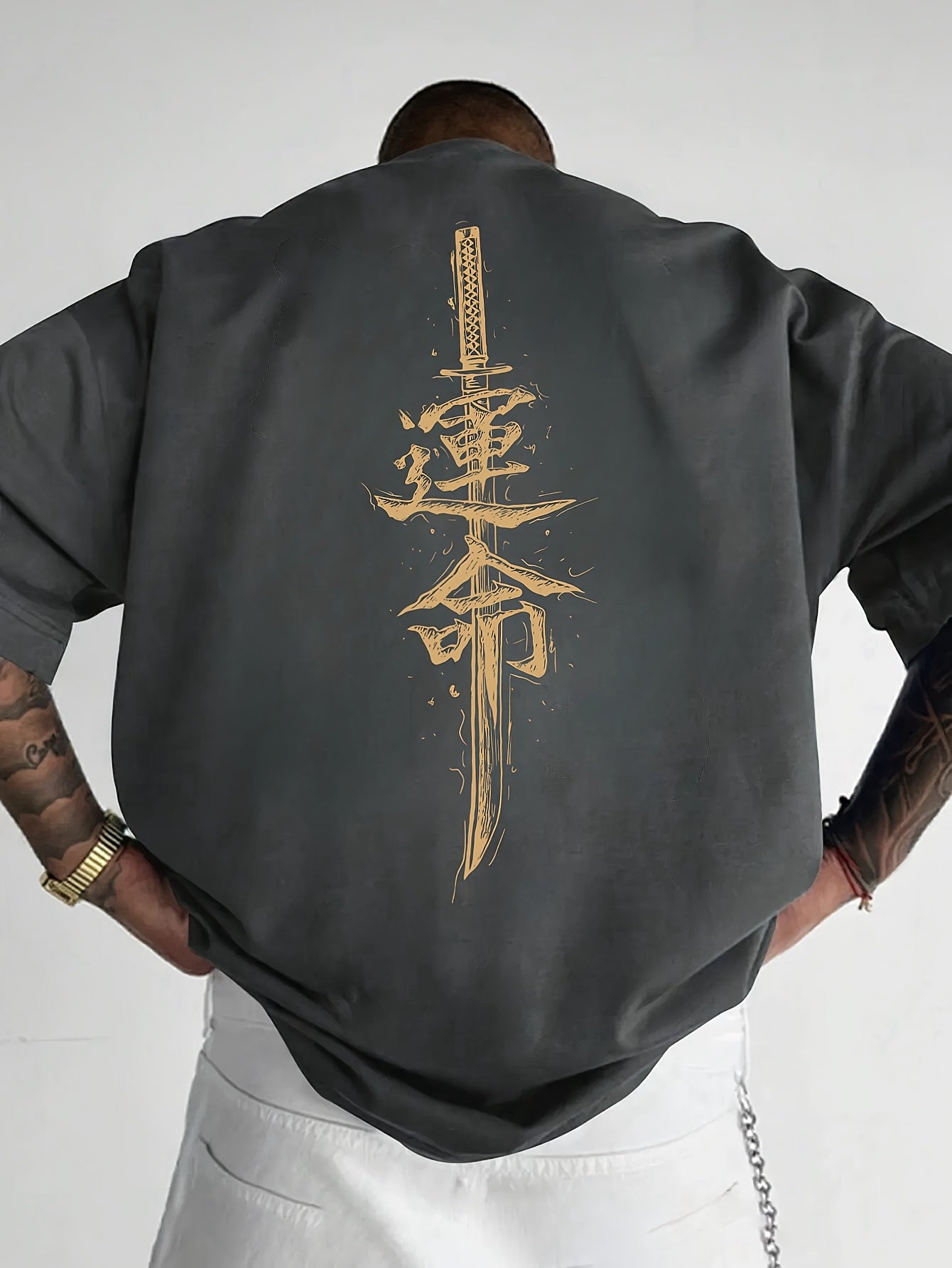 Men'S Japanese Samurai Sword Graphic T-Shirt - Casual Loose Fit Crew Neck, Short Sleeve Tee with Red Stylized Japanese Katanas Design, Breathable Polyester for Spring Summer Outdoor Wear