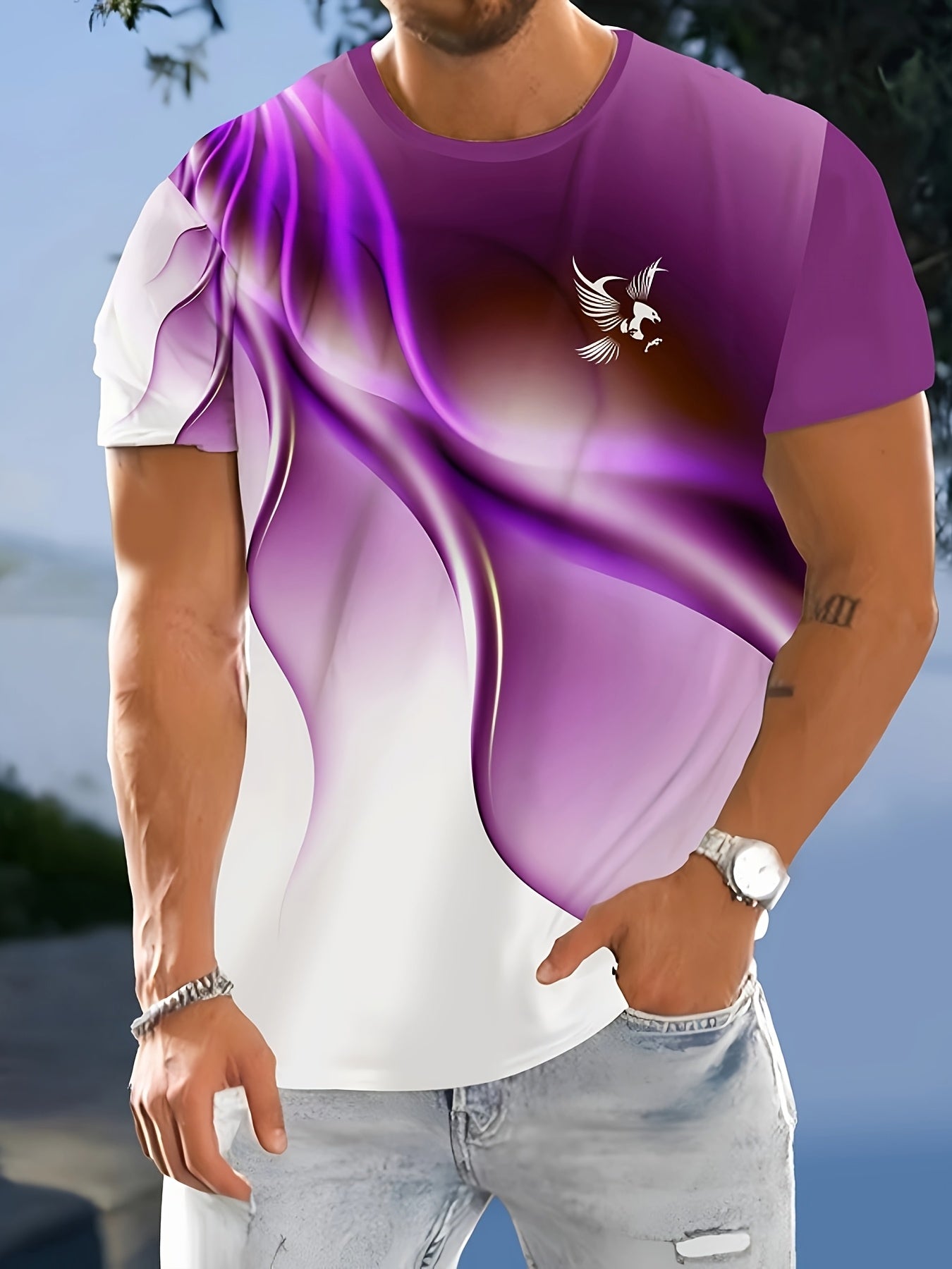 Men'S Round Neck T-Shirt with a Simple Multicolored Bird Pattern Print in Trendy Style.