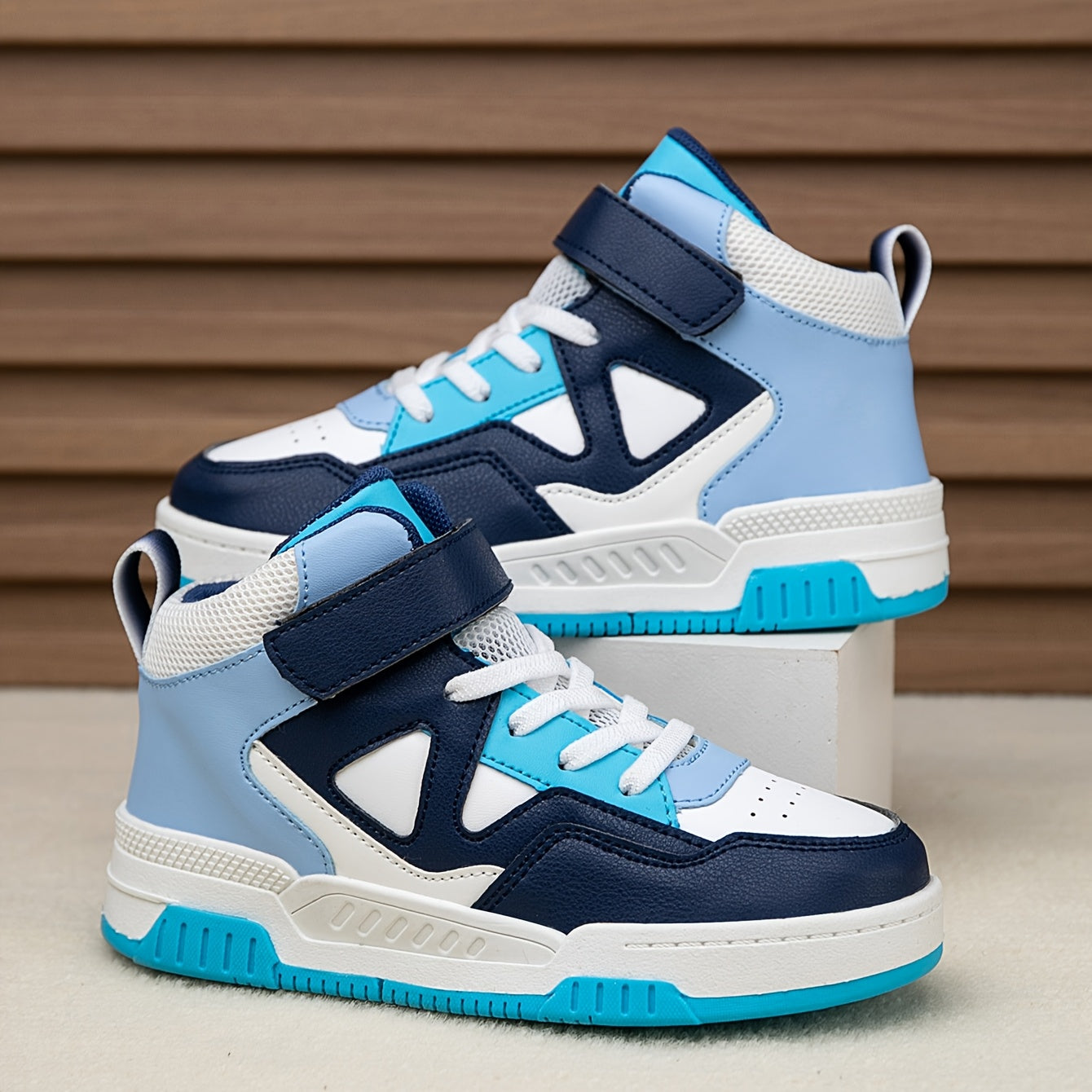 Youngsters' High-Top Sneakers with Color Block Design - Breathable, Non-Slip & Durable for Boys and Girls - Perfect for Outdoor Activities & Casual Attire