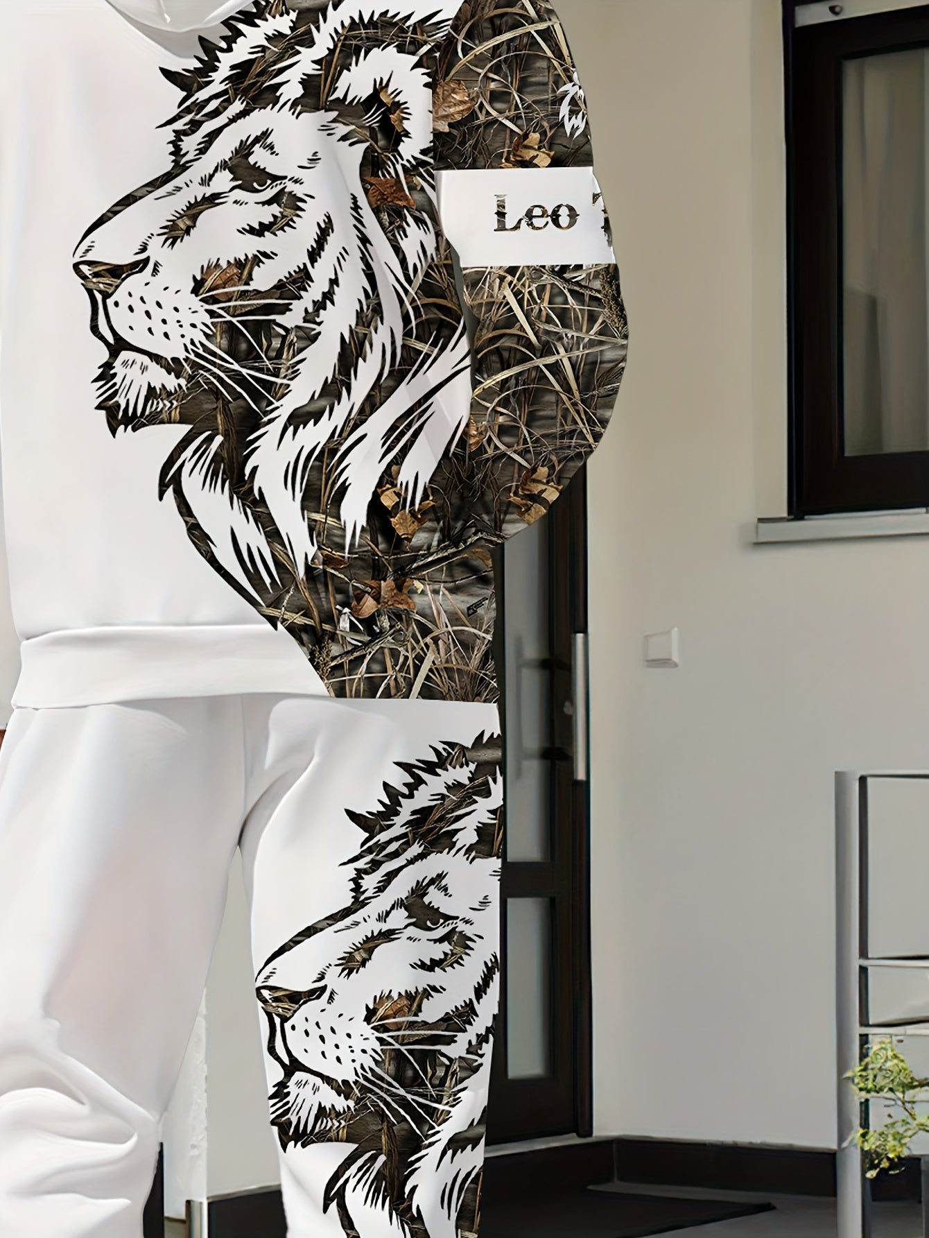 1set Fashion Street Style Men'S Lion Letter Print Hoodie and Sweatpants Set, Casual Weekend Wear, Polyester Knit Fabric with Slight Stretch, Animal Pattern, Regular Fit, for Spring/Fall