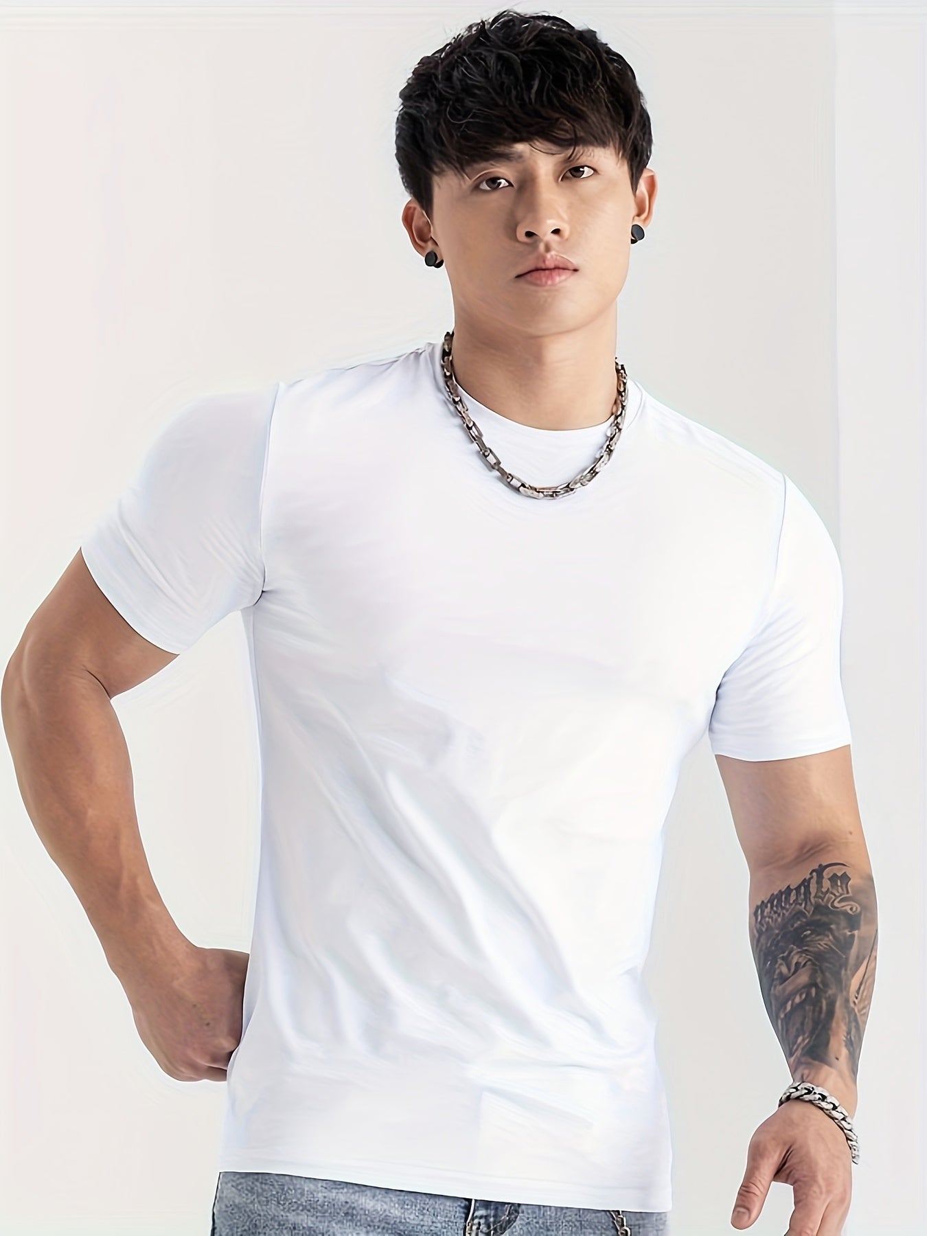 Men's Summer Athletic T-Shirt - Moisture-Wicking Stretch Fabric Slim Fit Round Neck Short Sleeve Tee for Gym, Running, Training - Solid Color Black, Gym Apparel Machine Washable Top, Gym Shirts