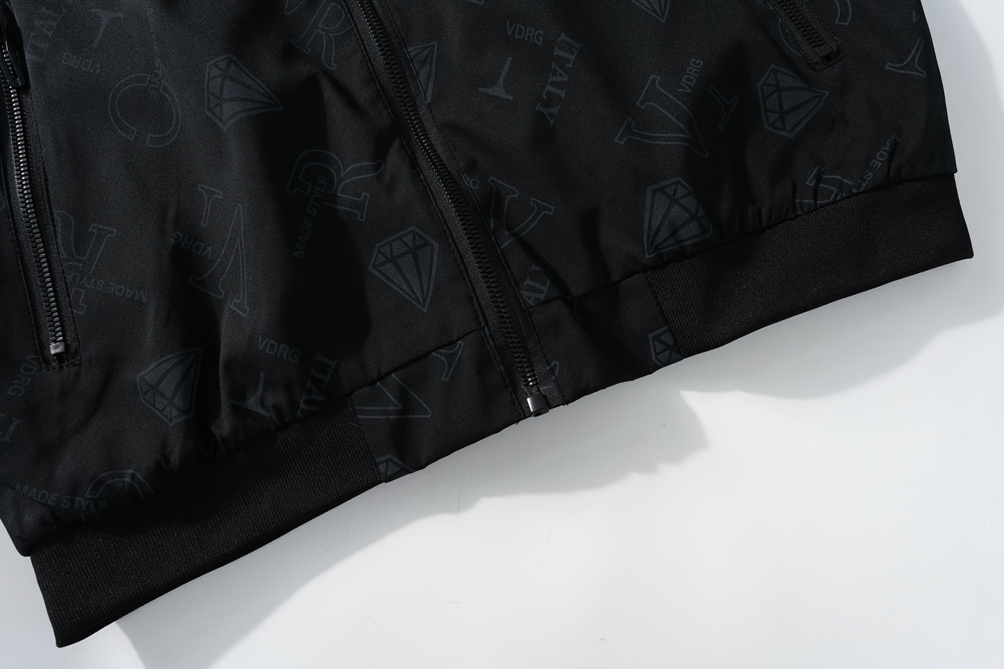 Men's Fashion Bomber Jacket Spring/Fall Collection, Casual Alphabet Print Polyester Jacket with Zipper, Baseball Collar, Long Sleeve, Regular Fit, Non-Stretch Woven Fabric, Casual Outfit with Pocket