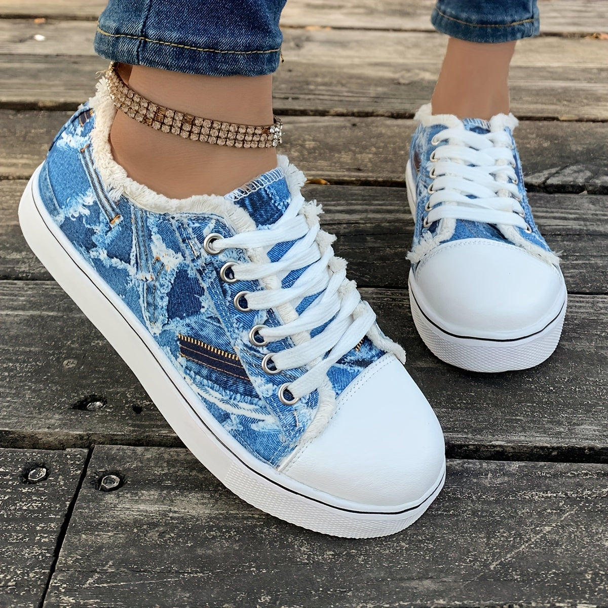Women's Cartoon Print Sneakers, Lace Up Lightweight Soft Sole Skate Shoes, Low-top Walking Comfy Shoes plus size