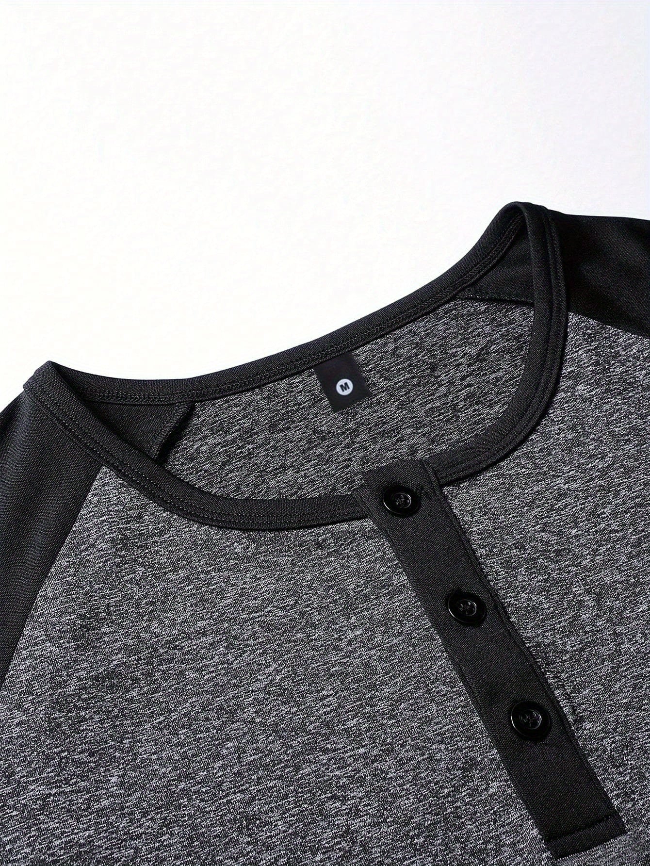 Men's Summer Classic Raglan Henry Collar Casual T-Shirt - Breathable Solid Color Short Sleeve Tee, Regular Fit for Casual Attire, Casual T Shirts, Twotone Design, Comfortable Fit Shirt