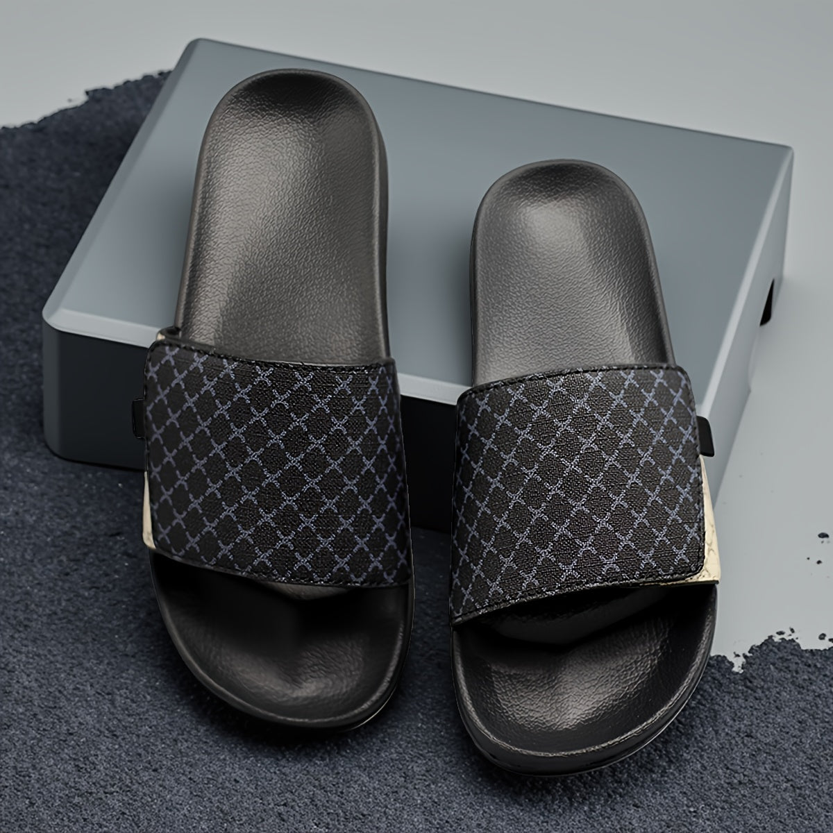 Men's Casual High Contrast Slides with Textured EVA Footbed