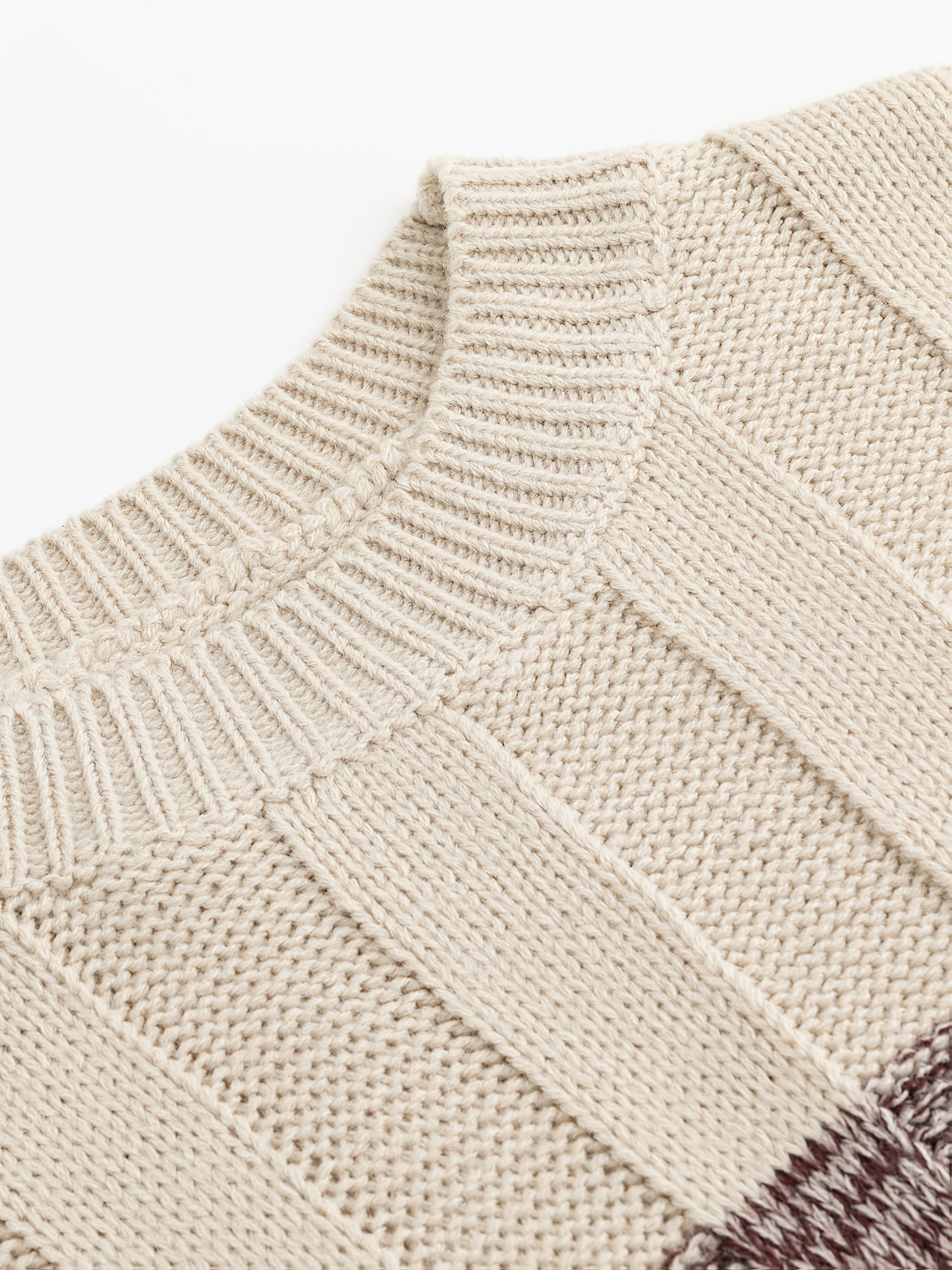 Men'S Sweater with a Round Neck, Featuring a Thickened Design for Autumn And Winter, Complex Patterns, Contrasting Stripes, And a Casual Retro Style in a Regular Fit, Knit