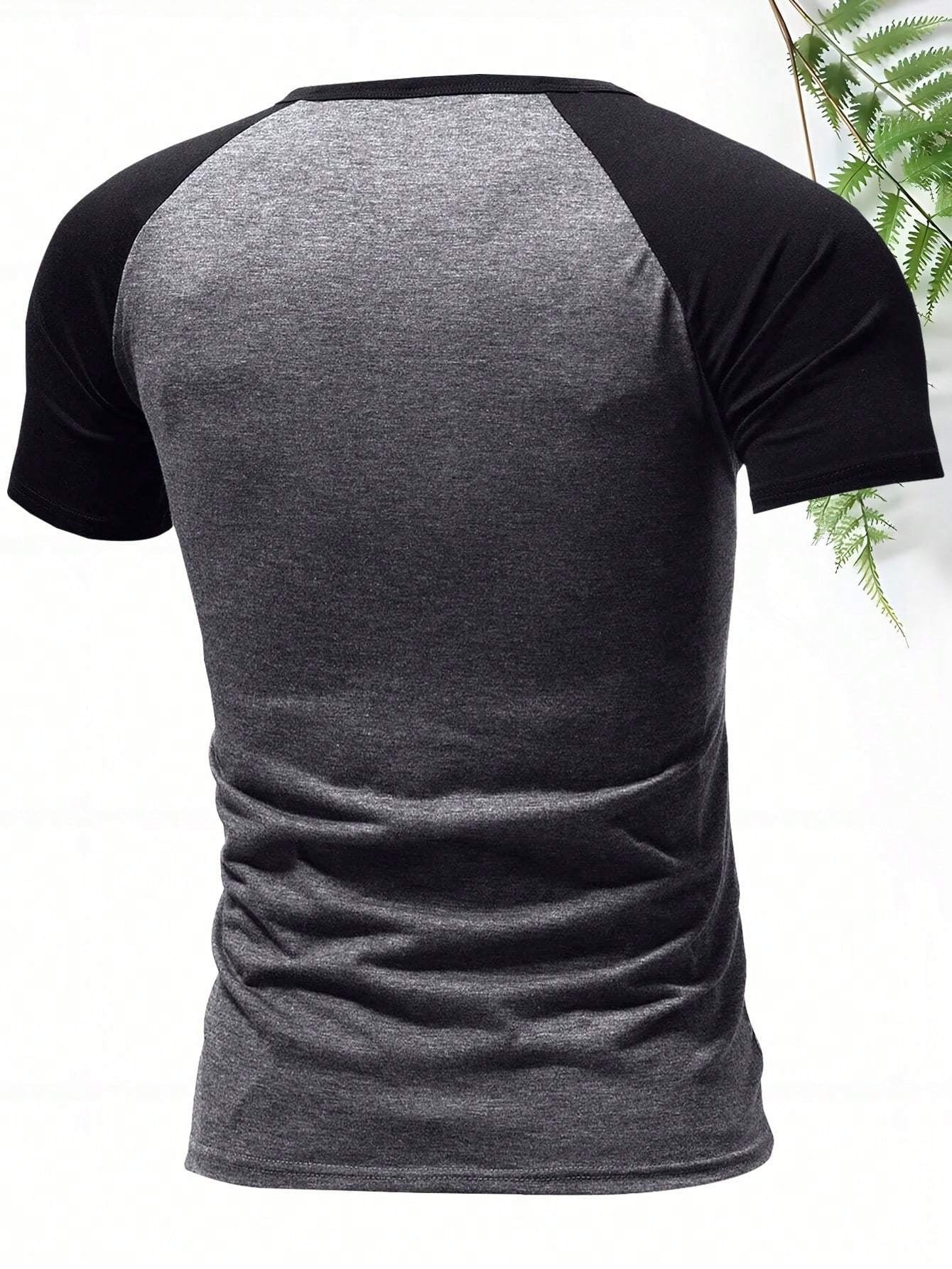 Men's Summer Classic Raglan Henry Collar Casual T-Shirt - Breathable Solid Color Short Sleeve Tee, Regular Fit for Casual Attire, Casual T Shirts, Twotone Design, Comfortable Fit Shirt