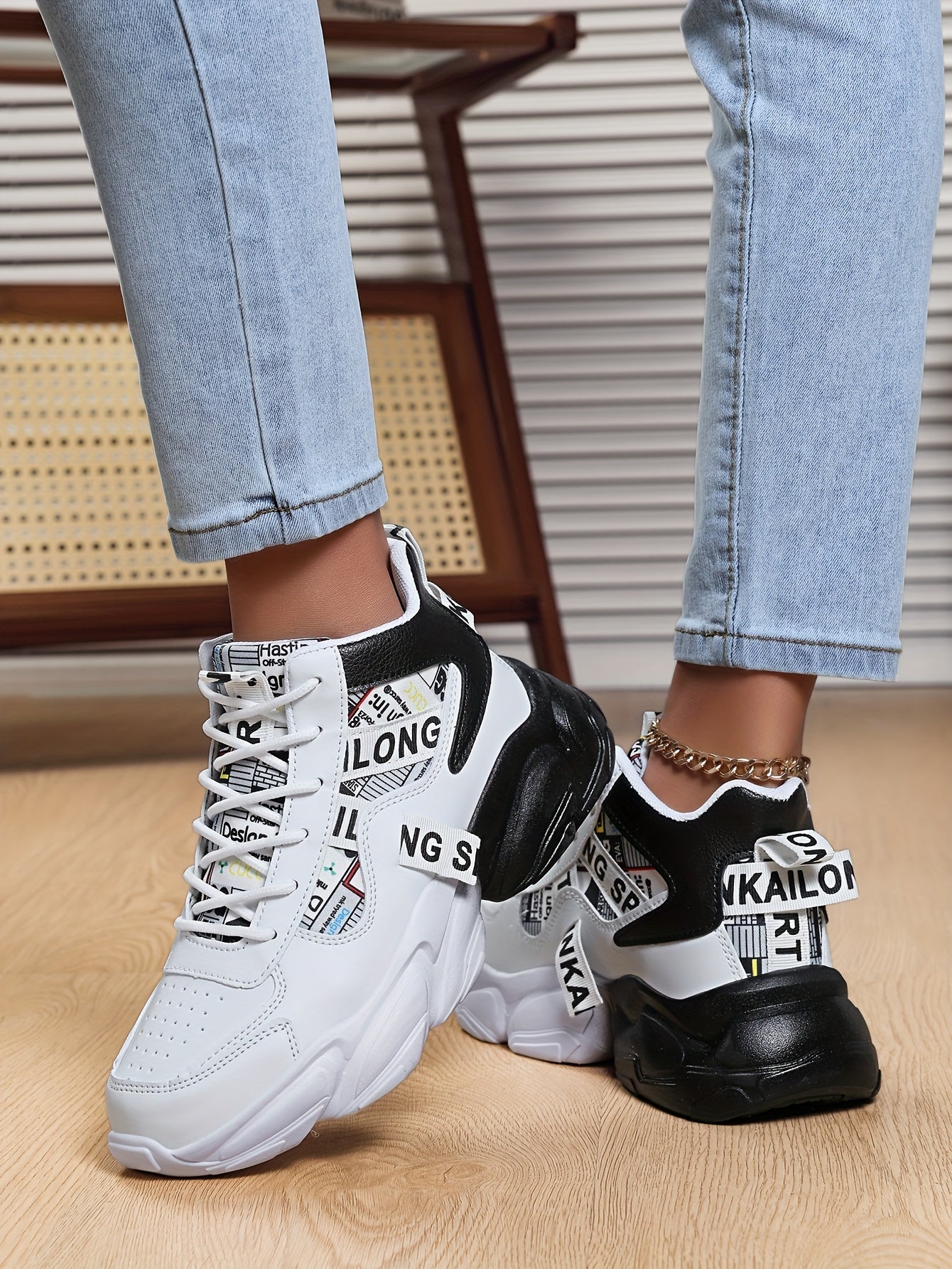 Women'S High-Top Plaid Skate Sneakers - Lightweight, Non-Slip, Shock-Absorbing Sneakers with EVA Sole, Synthetic Faux Leather Upper Fabric Lining for All-Season Sports and Casual Wear, Casual Sneakers Stylish Lace-Up Shoe