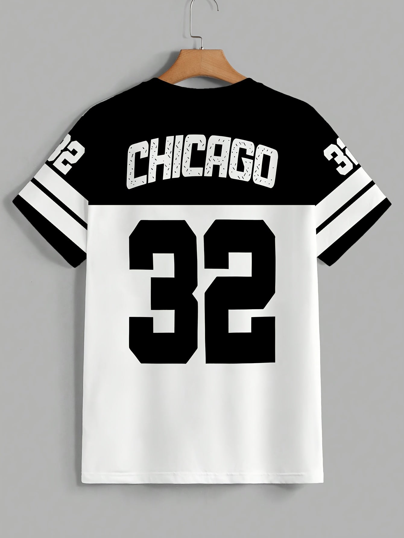 OBM Men's Chicago 32 Graphic Print T-Shirt - 100% Polyester Casual Short Sleeve Tee with Bold Numerals, Machine Washable Summer Streetwear Top, Chicago T Shirt, Urban Style, Sporty Look, Durable Material, Urban Lifestyle