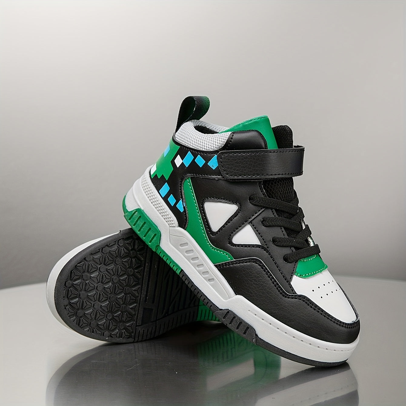 Youngsters' High-Top Sneakers with Color Block Design - Breathable, Non-Slip & Durable for Boys and Girls - Perfect for Outdoor Activities & Casual Attire