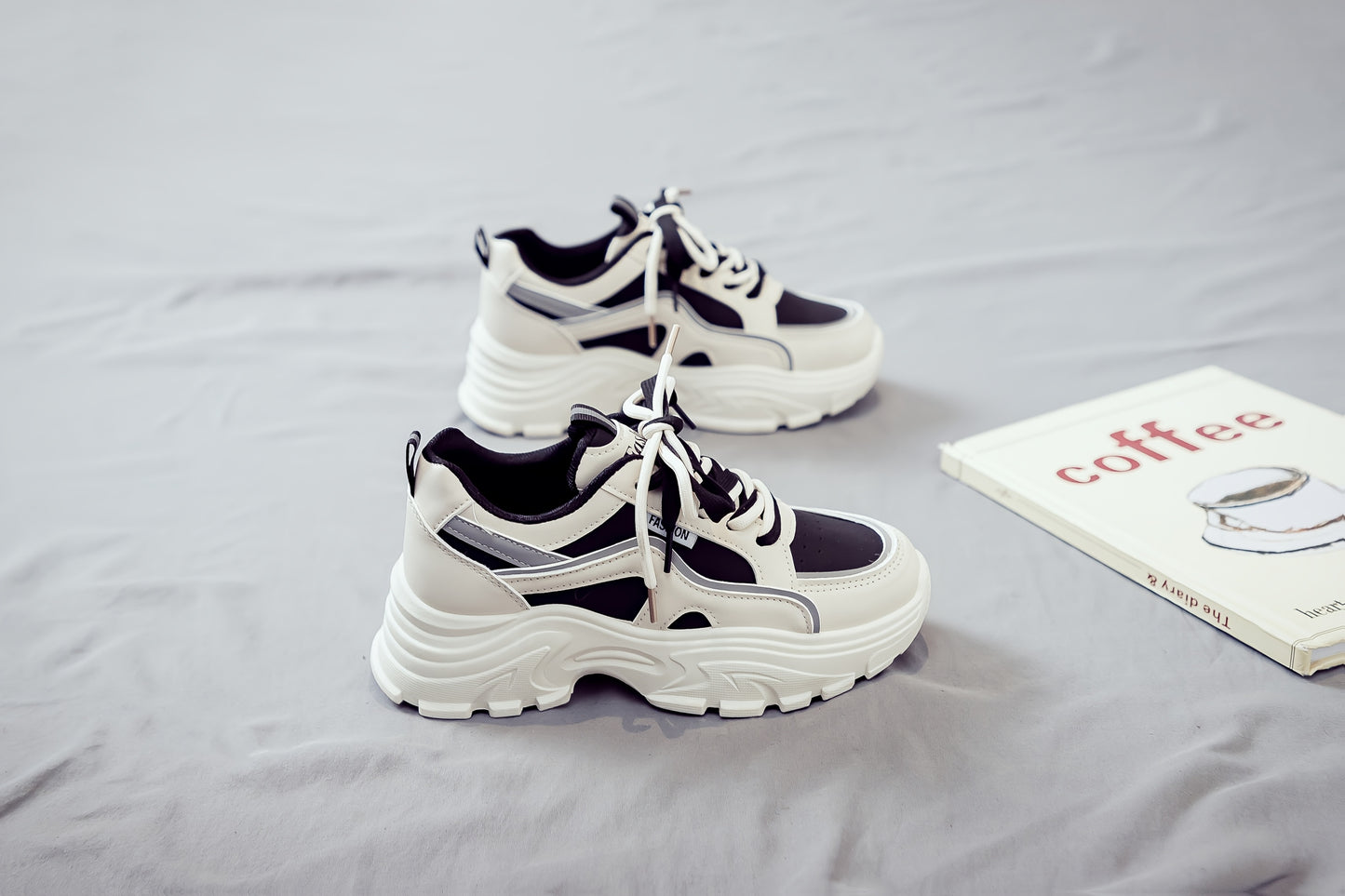 Women's Trendy Chunky Sneakers - Breathable Lace-Up Dad Shoes with Thick PVC Sole, White Beige Two-Tone Design, Versatile Low-Top Style for Casual Attire