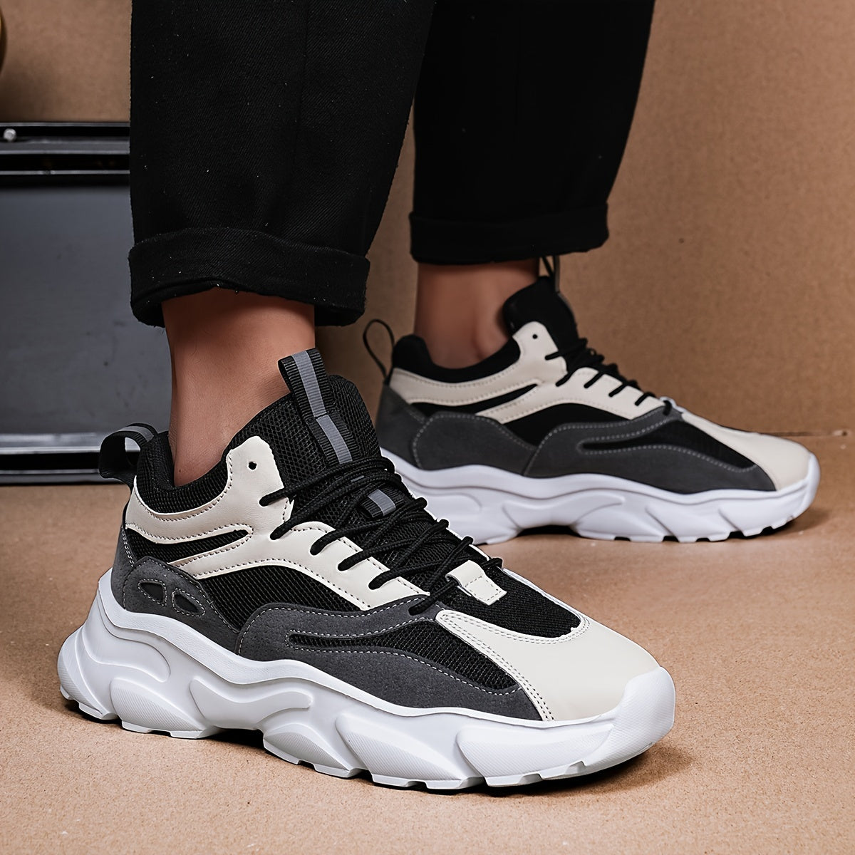 Men's Comfortable Breathable Fashion Sneakers - Stylish Two-Tone Casual Sneakers, Durable Non-Slip EVA Sole, Lace-Up, Low-Top for Everyday Streetwear