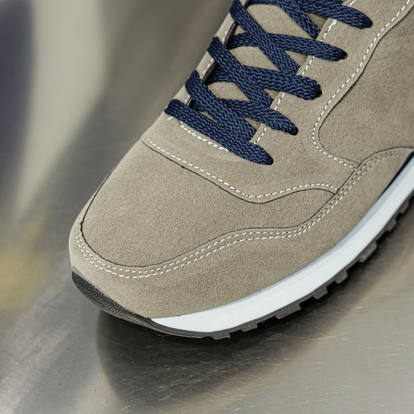 Men's Non-Slip Sneakers - All-Season Lace-Up Sneakers with Cushioned PU Sole, Beige/Blue Accent Low-Top Design for Gym, Hiking, Everyday - Non-Marking Tread, Durable Easy-Clean Casual Shoes, Hiking Sneakers, Gym Footwear, R