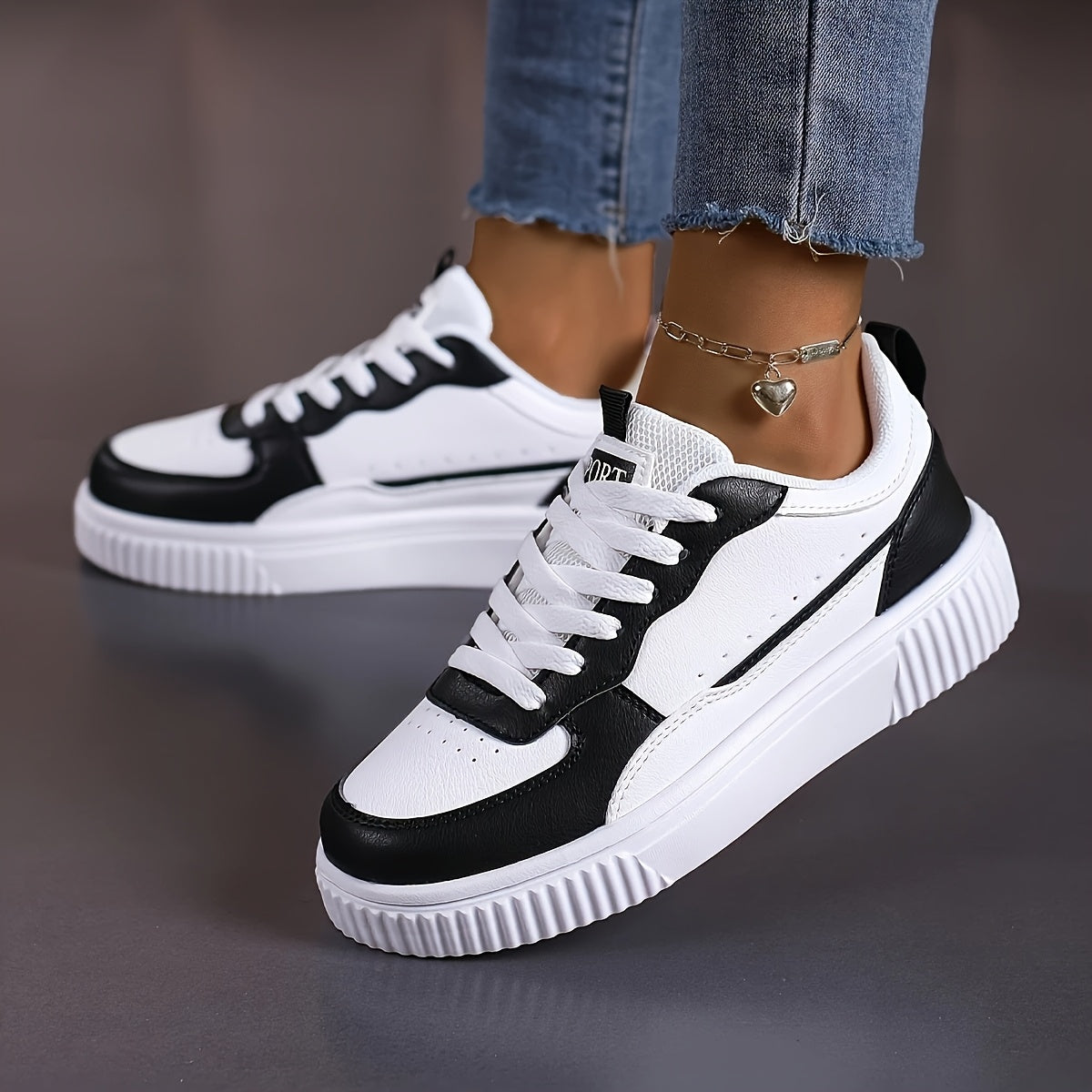 Unisex Low-Top Sneakers - White Green colorblock design, Lace-Up Closure, Cushioned EVA Sole - All-Season Casual Shoes for Men Women - Skateboarding, Everyday, Formal Events - Easy-Clean Synthetic Cover Upper, Everyday Fo