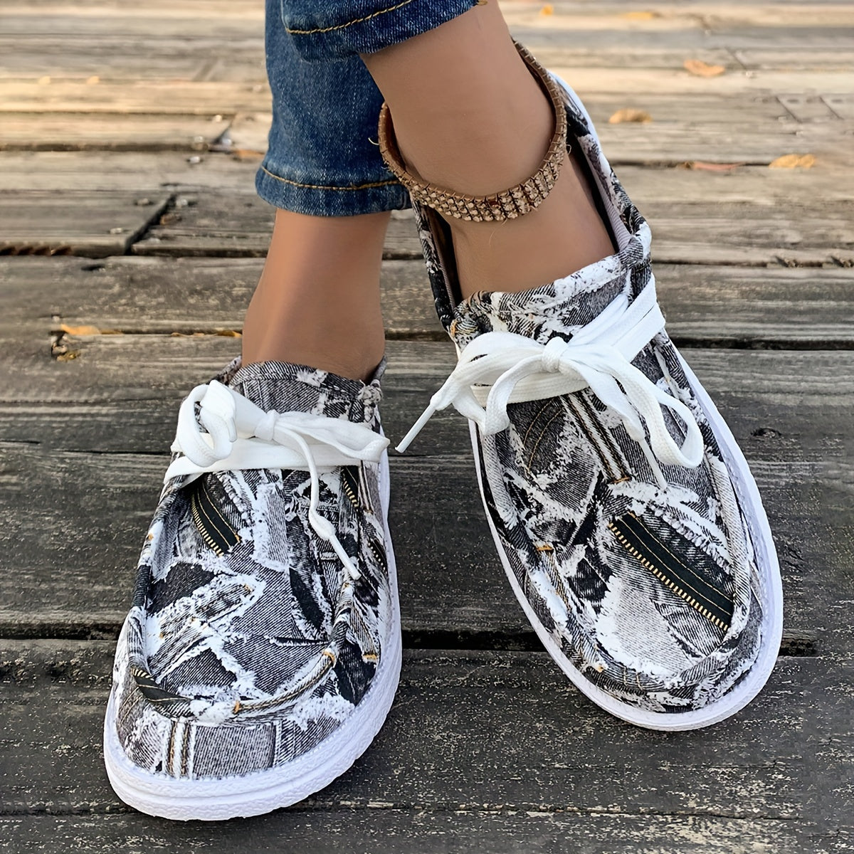 Women's Denim Print Flat Sneakers, Lightweight Round Toe Low Top Shoes, Casual Outdoor Walking Shoes plus size