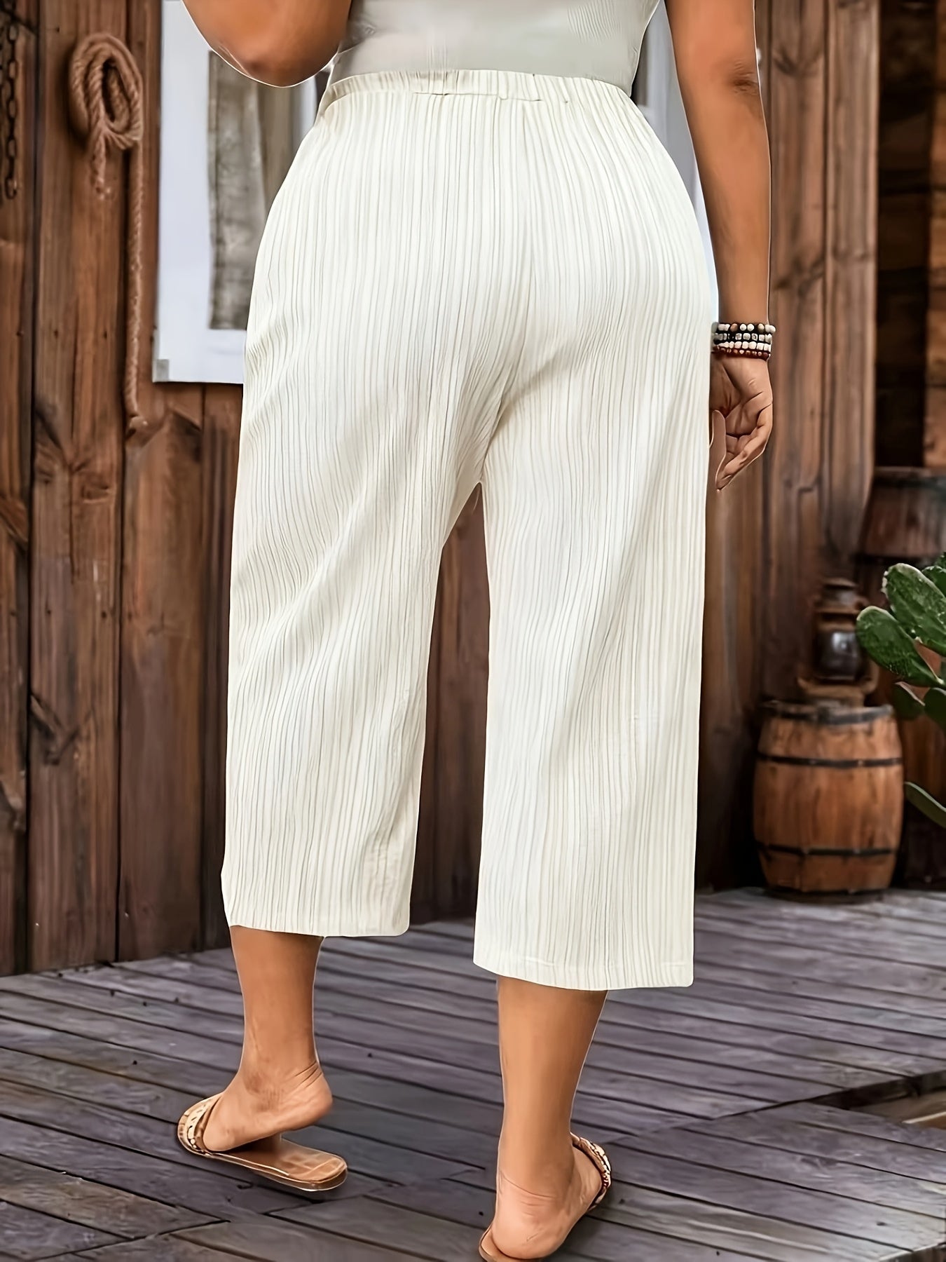 Women’s Casual Solid Color Drawstring Capri Pants