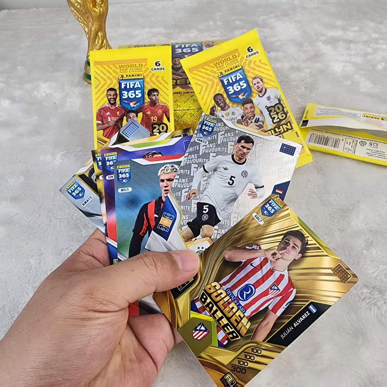 Panini 2026 Aenalyn XL Football Trading Cards Pack