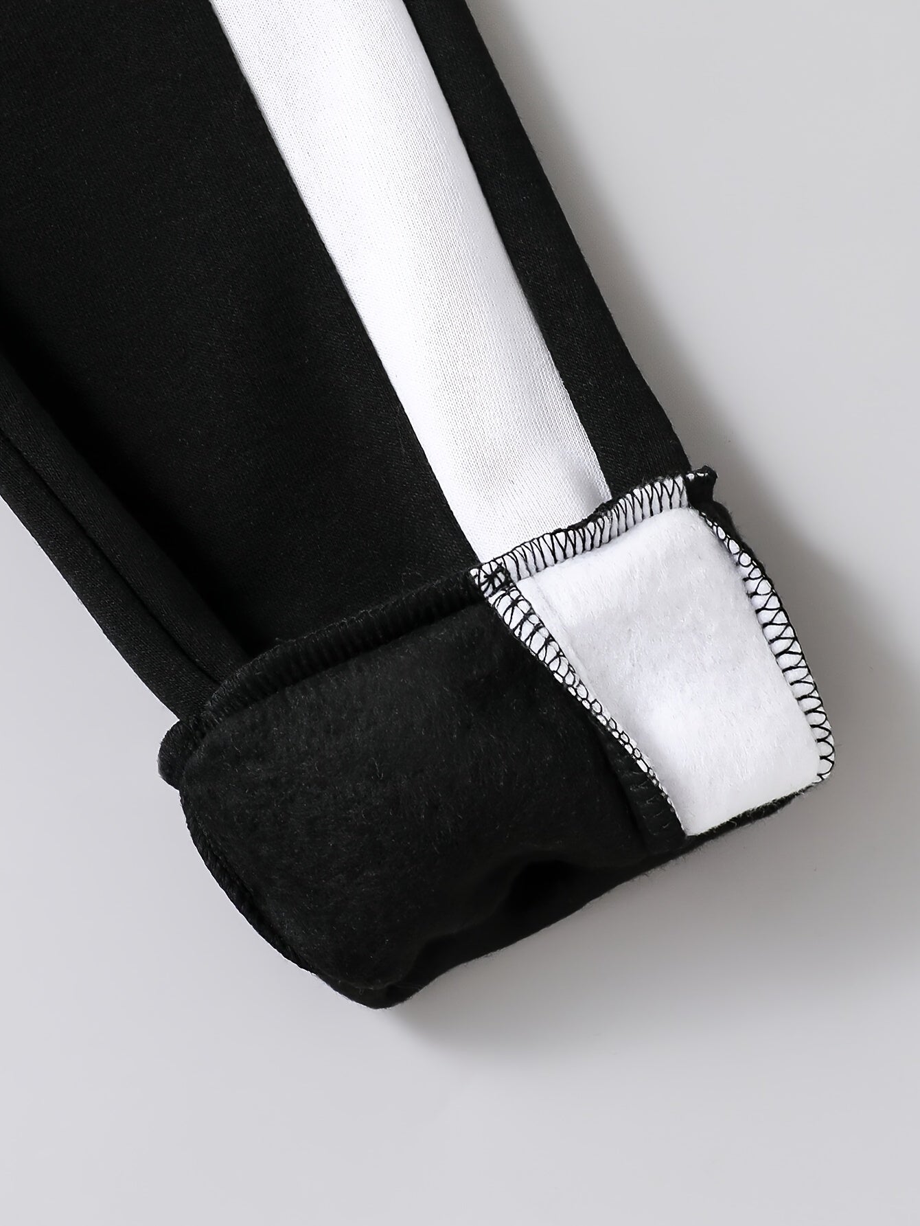 2pcs Boys' New Fashion Hooded Zip-Up Jacket and Pants Set, Black and White Striped Print Trendy Cool Style Outfit for Autumn/Winter, Thickened Sportswear with Pockets, Durable Polyester Fabric, Perfect Gift Choice for Kids, A