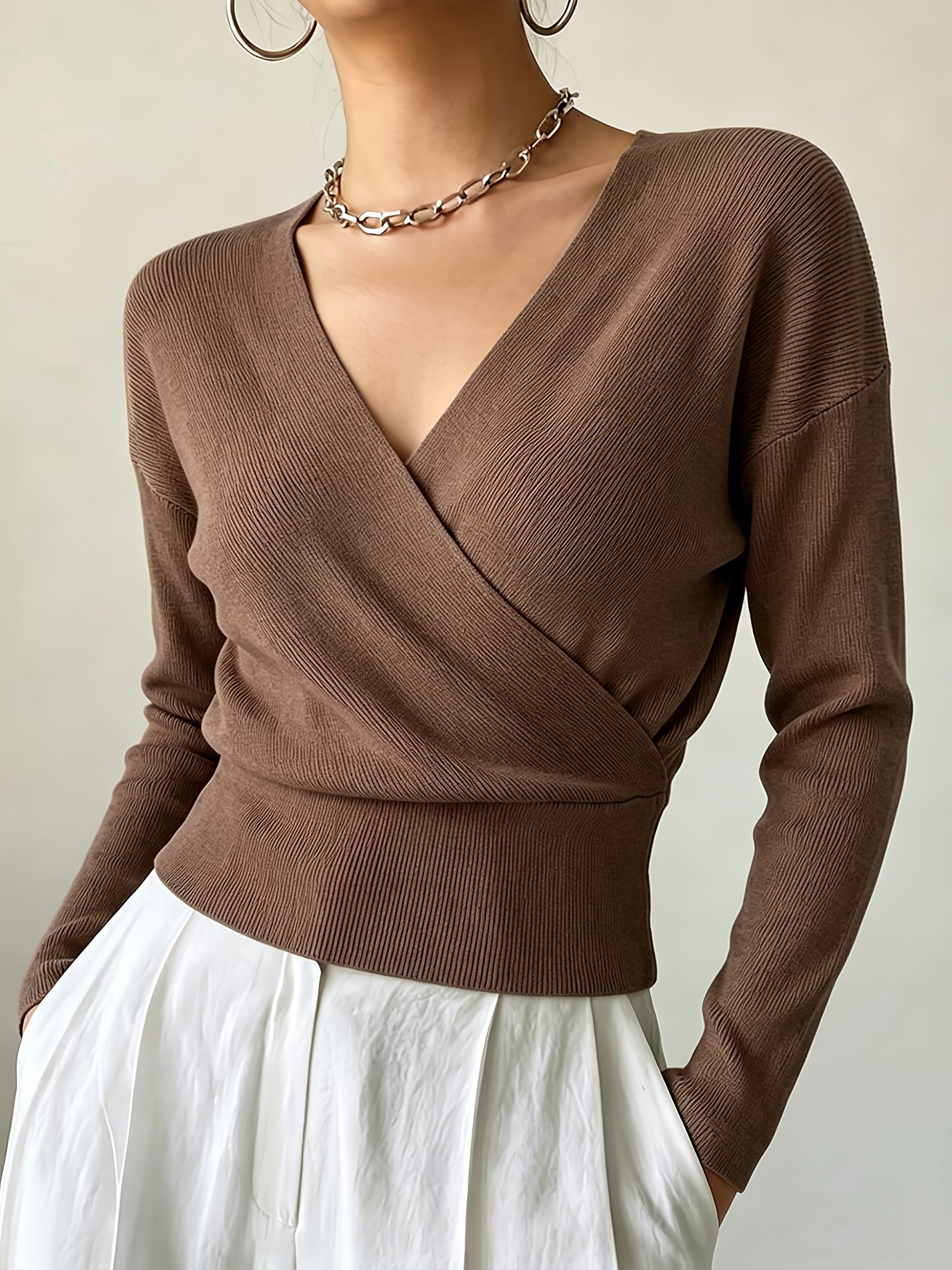 Women's Elegant Cross-Collar V-Neck Pullover Knitwear for Fall/Winter