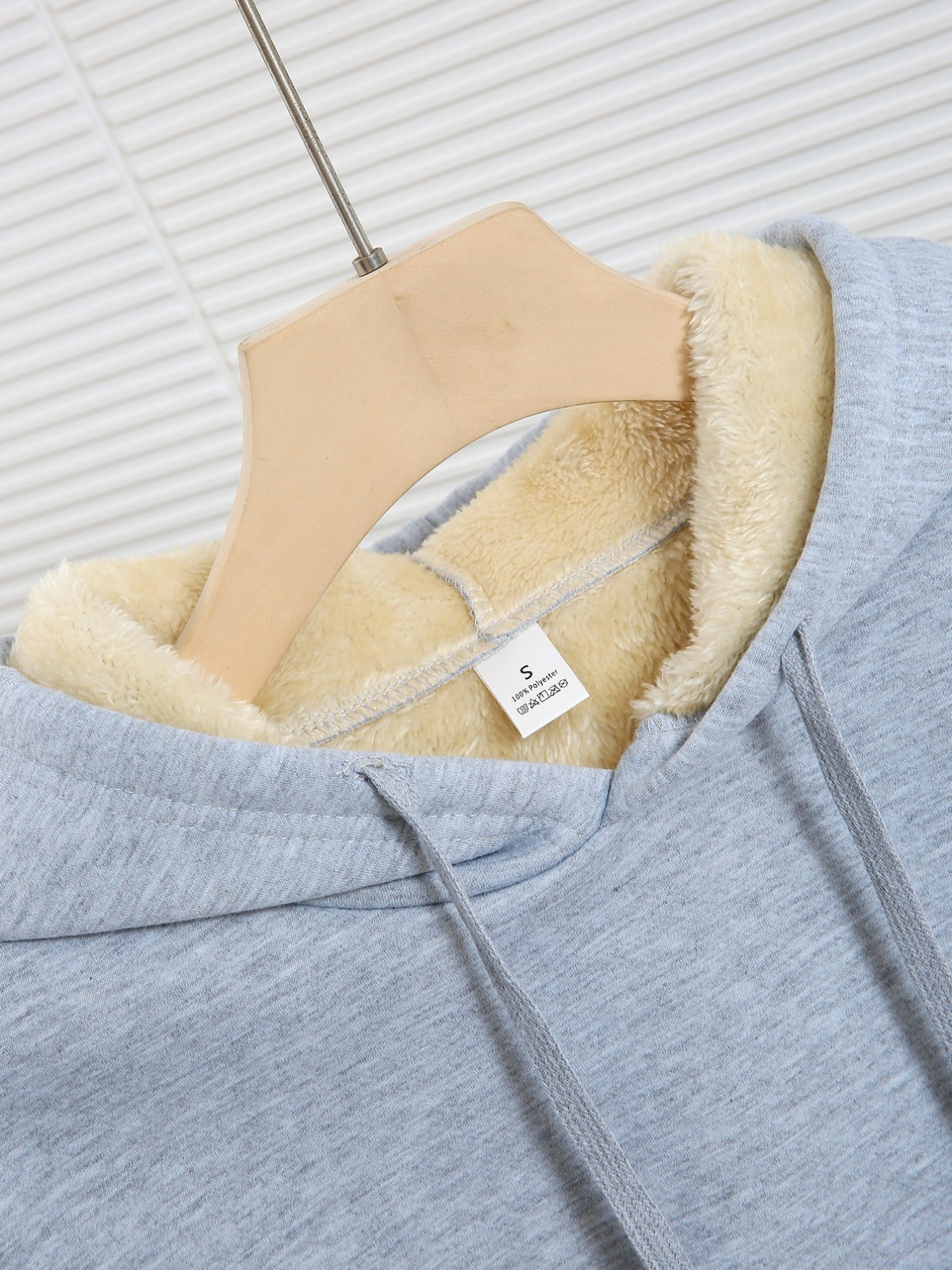 Women'S Thick Fleece Hooded Sweatshirt with Cute Bear Print & Plush - Cozy Winter Warmth, Drawstring Hood & Pockets, Casual Retro Style, Machine Washable For Fall/winter Commuting & Daily Wear, Winter Sweatshirt, Seasonal Fas