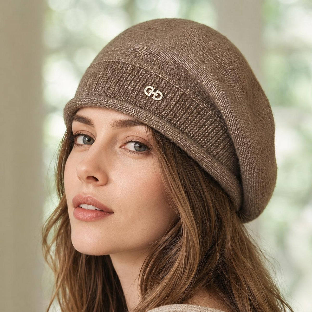 Women's Lightweight Korean Style Beret Hat - Warm & Stylish