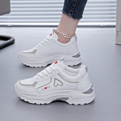 2025 Women's White  Black Casual Running Shoes with Red Heart Accent - Breathable Mesh  Synthetic Cover Low-Top Sneakers, Round Toe Design, TPU Sole for Gym, Walking, Outdoor Activities, Stylish Fitness Footwear