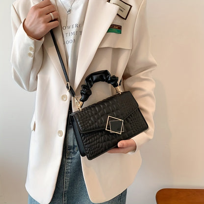 Wrinkled Tote Bag with a Crossbody Design