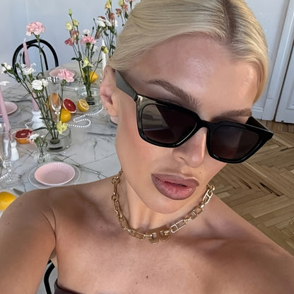 High-End Black and Gray Tinted Glasses for Women