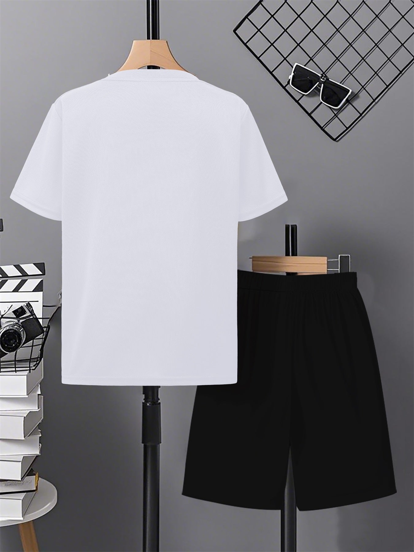 Boys' Casual Short Sleeve & Shorts Set with Geometric Print