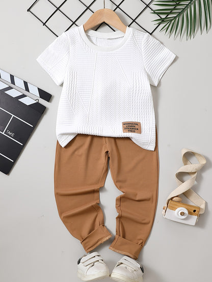 Boys' Casual 2-Piece Polyester Short Sleeve Top & Pants Set