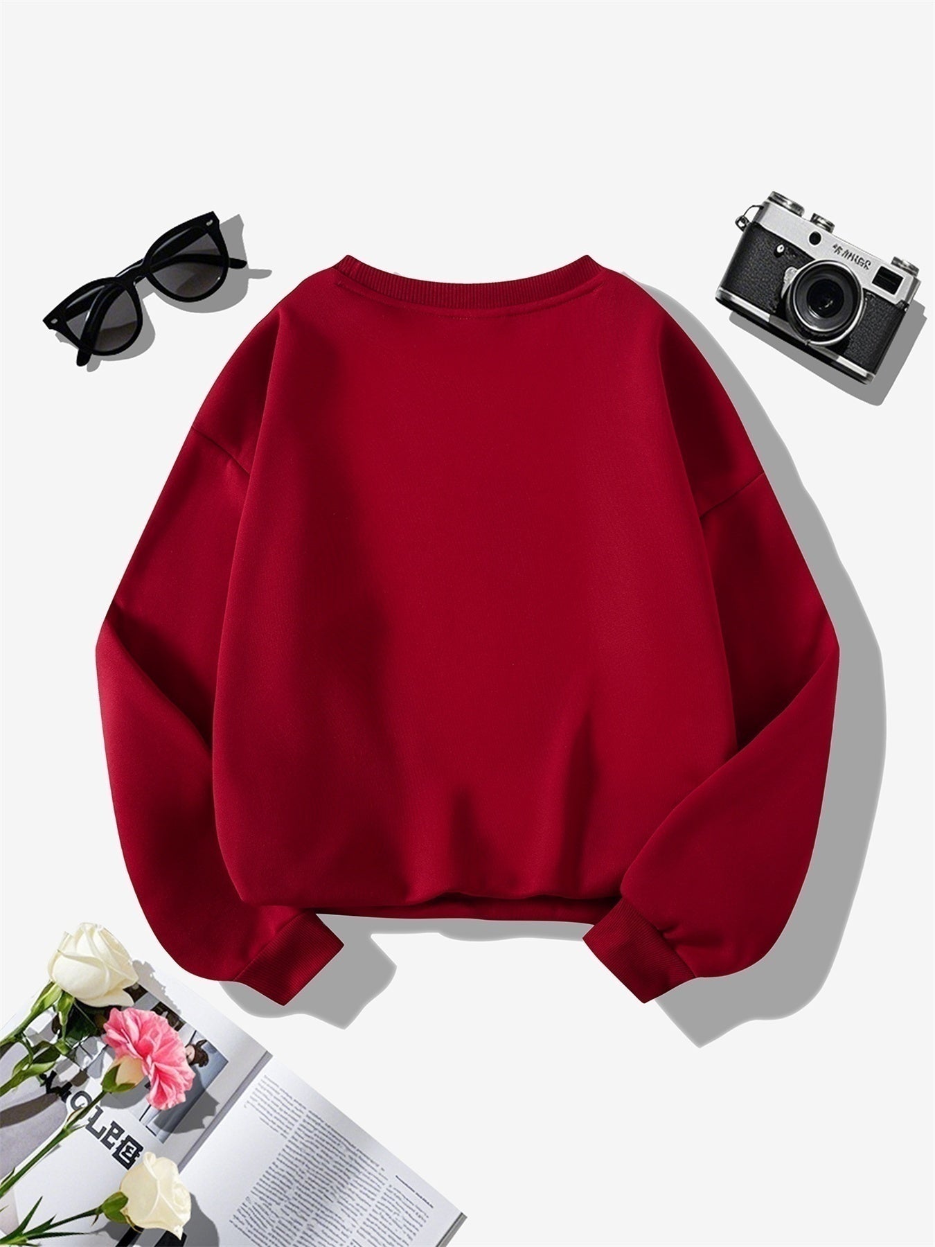 Women's Fleece-Lined Round Neck Pullover Sweatshirt - "JESUS" Christmas Print, Comfortable Loose Fit for All Seasons, Festive Holiday Design Casual Top