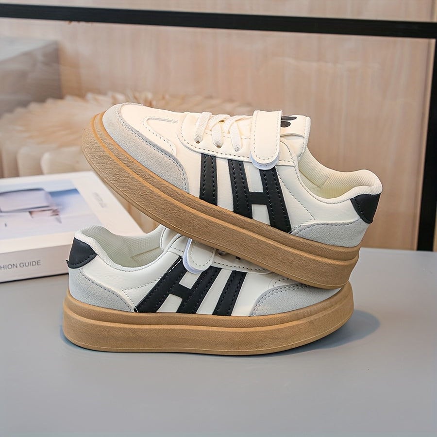 1 pair of Youngsters's spring and autumn new sports shoes, soft soled board shoes for boys and girls, versatile white shoes for girls
