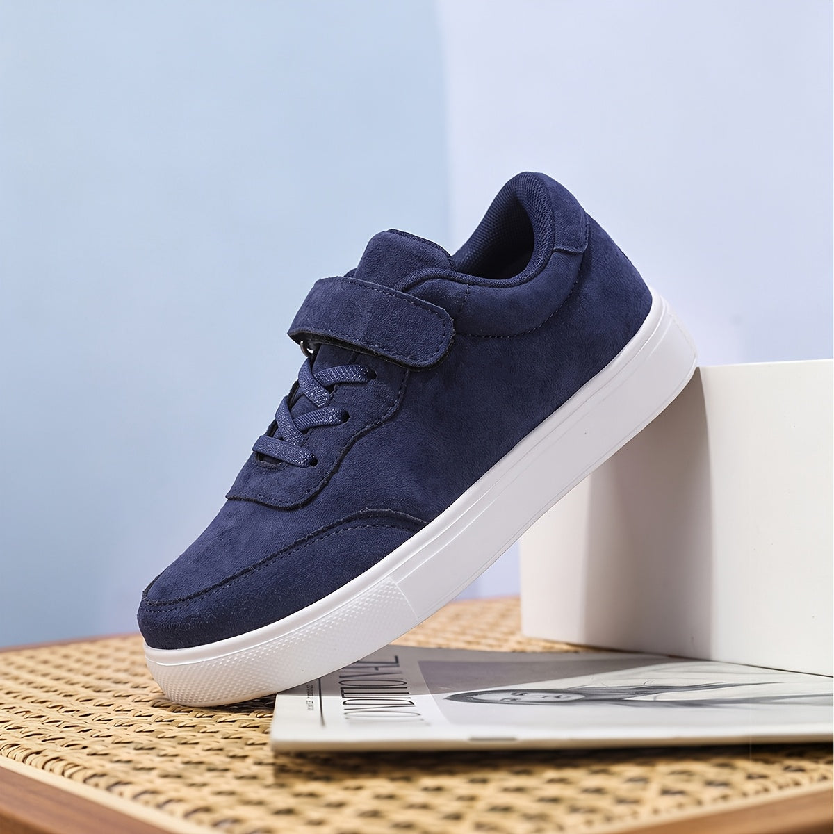 Unisex Kids Low-Top Sneakers with Non-Slip Soft EVA Sole