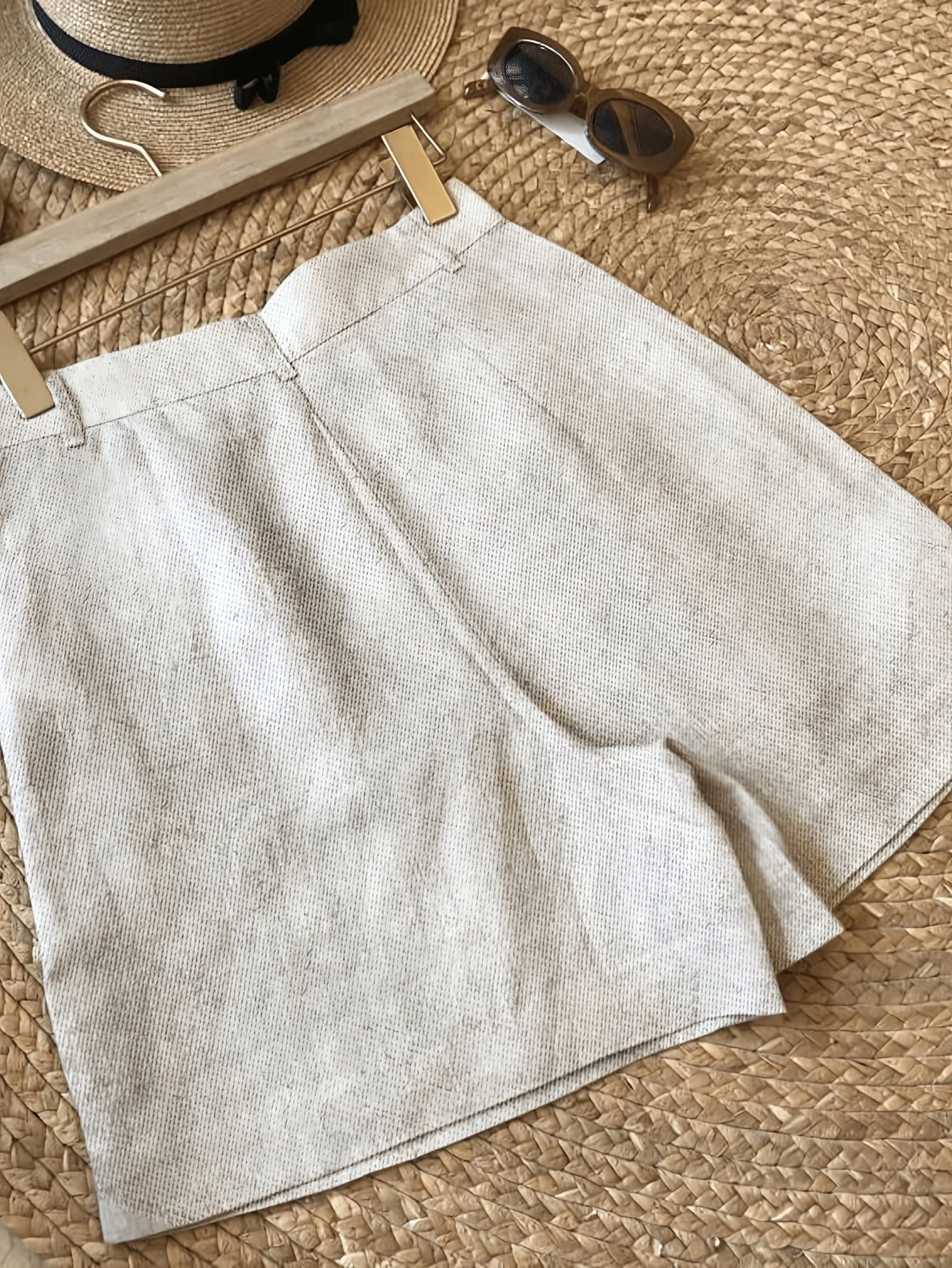 Elegant Women’s Linen Blend Summer Shorts with Pockets