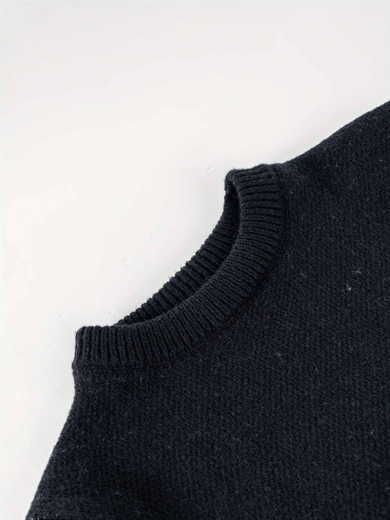 1 Men's Sweater, Trendy Gradient Color Crew Neck Outdoor Casual Top for Autumn and Winter New Arrival