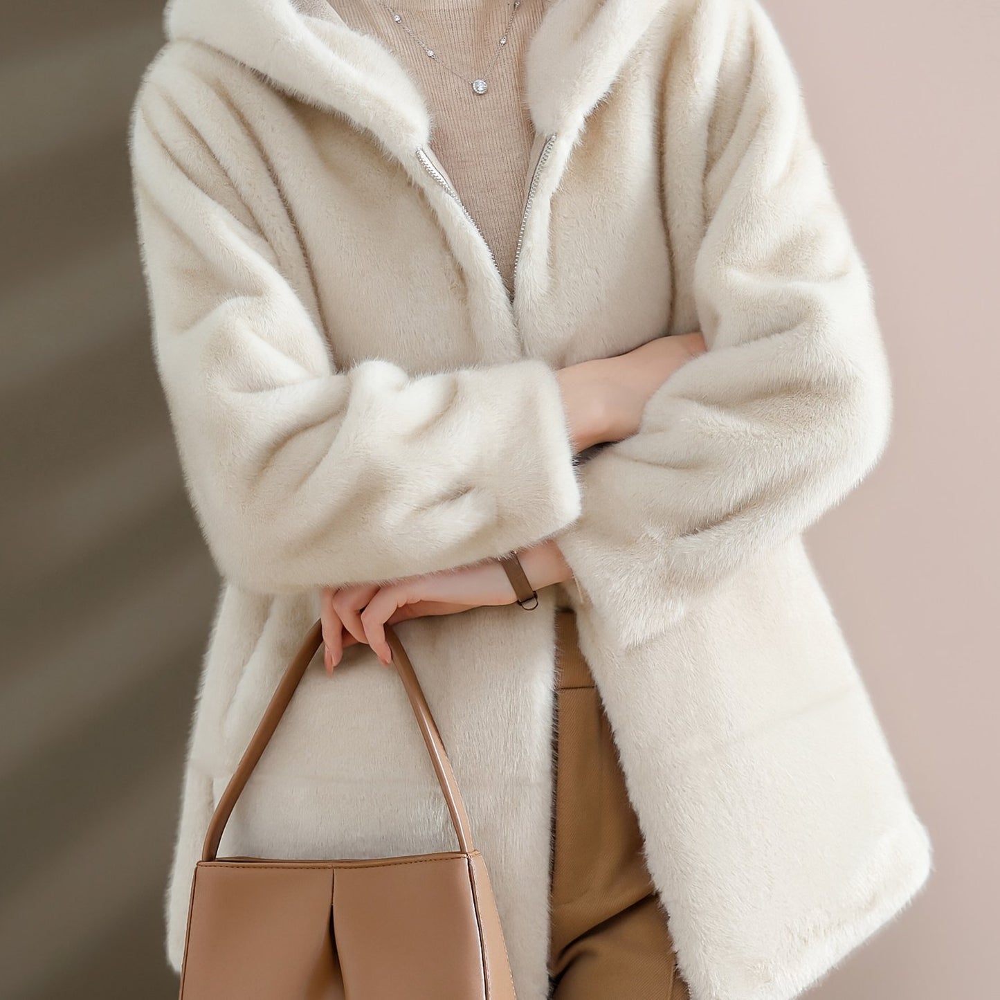 Women'S Winter Coat - Elegant Fur-like Exterior, Thick Insulated Cold Weather Jacket with Pockets, Sophisticated Outerwear for Everyday & Formal Events - Luxury Women'S Clothing (Non-Real Fur), Ladies Winter Coats, Seasonal F