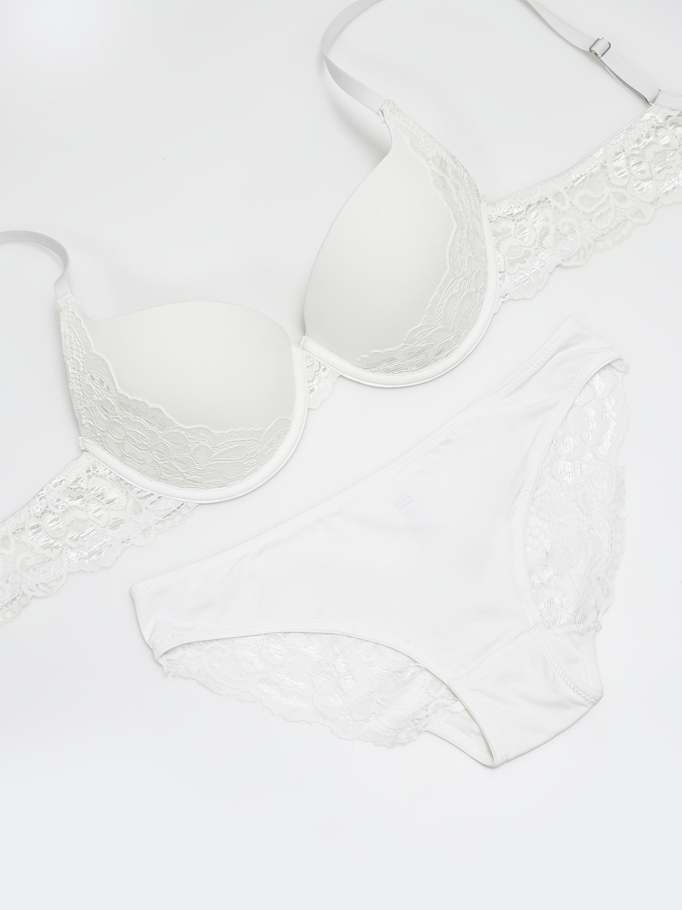 Sexy Solid-Color Lingerie Set with Underwire Bra & Lace Briefs
