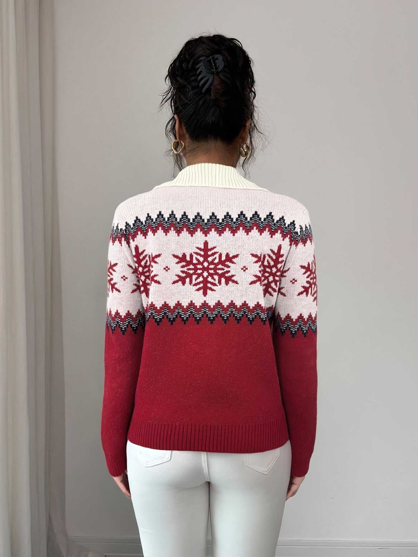 2025 Autumn/Winter New Holiday Snowflake Sweater for Women, Half-Zip High Neck, Zigzag Stripes, Comfortable Light Beige-Friendly Non-Irritating High-Quality Warm Fashion Holiday Top for Christmas, Black Friday, New Year