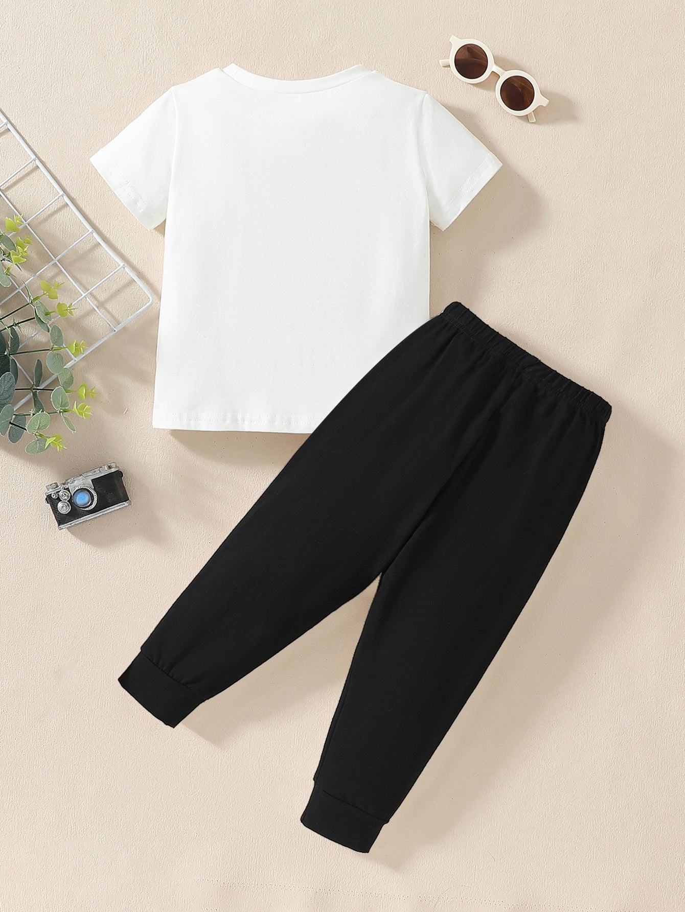 Boys' Casual Cotton T-Shirt and Pants Set with Doll Print