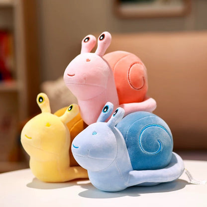 Cute Snail Plush Interactive Toy Figures, Soft Polyester Snail Pillow, 4 Seasons Gift for , Birthday Present, 4 Colors (Yellow, Pink), Ideal for Everyday Play and Comfortable Hugging
