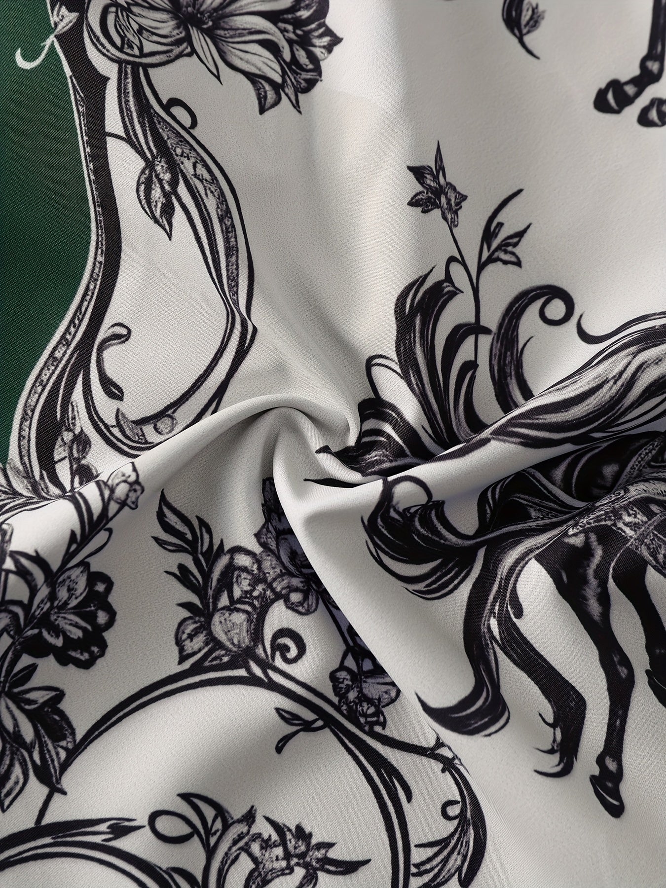 Men's Summer Suit Set: Short Sleeve Knight Print Positioning Burned Shirt with Open Collar, Drawstring Casual Shorts Pajama Two-Piece Set