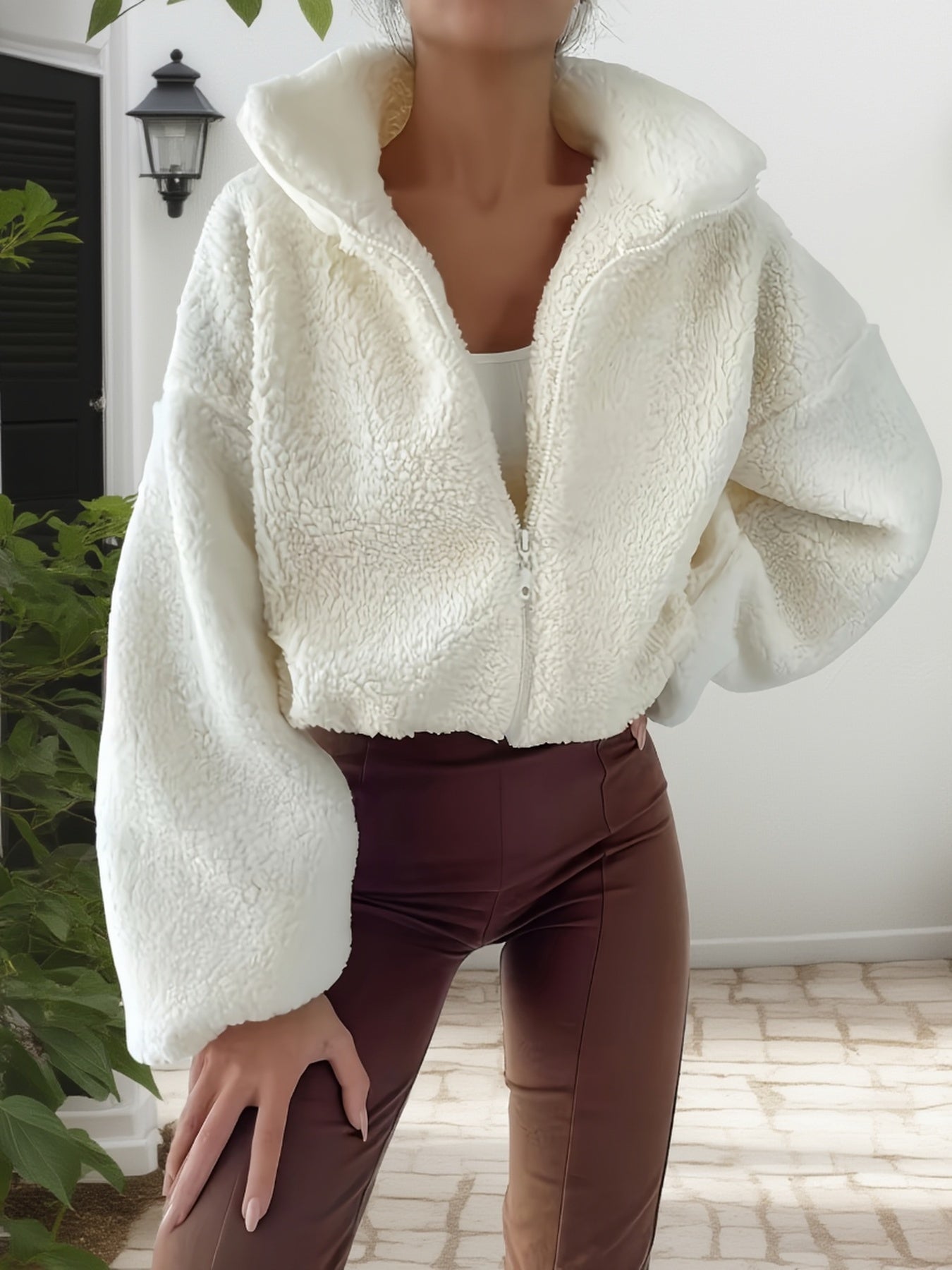 Elegant Solid Color Zip-Up Jacket for Fall and Winter Wear