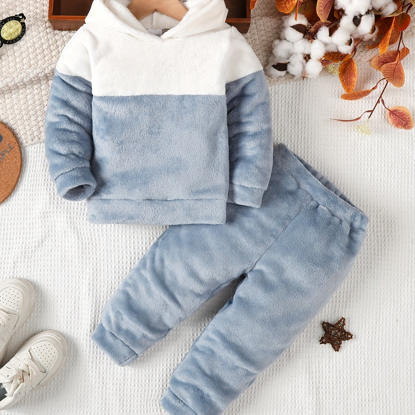 Boys' Cozy Fleece Hoodie & Pants Set - Gray & White Geometric Pattern, Long Sleeve Pullover with Hood, Soft Knit Fabric, Perfect for Fall & Winter, Casual Style, Everyday Comfort, Everyday Comfort Wear | Geometric Pattern Hoo
