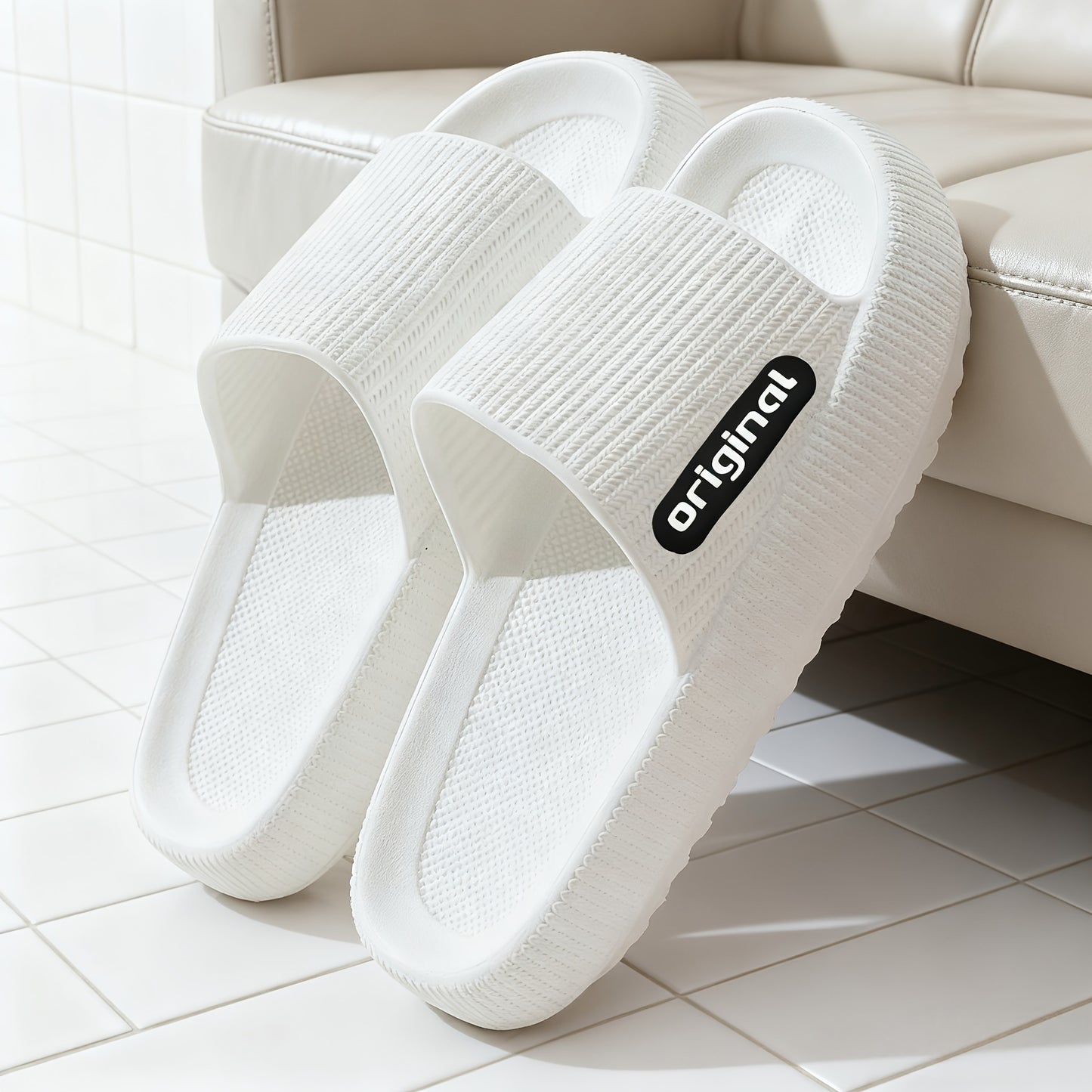 New Fashionable Side Letter Decals, Casual and Simple Original Design, Round Toe, Breathable EVA Material, Anti-Slip and Odor-Resistant, Indoor/Outdoor Slippers for Home Use - ayq