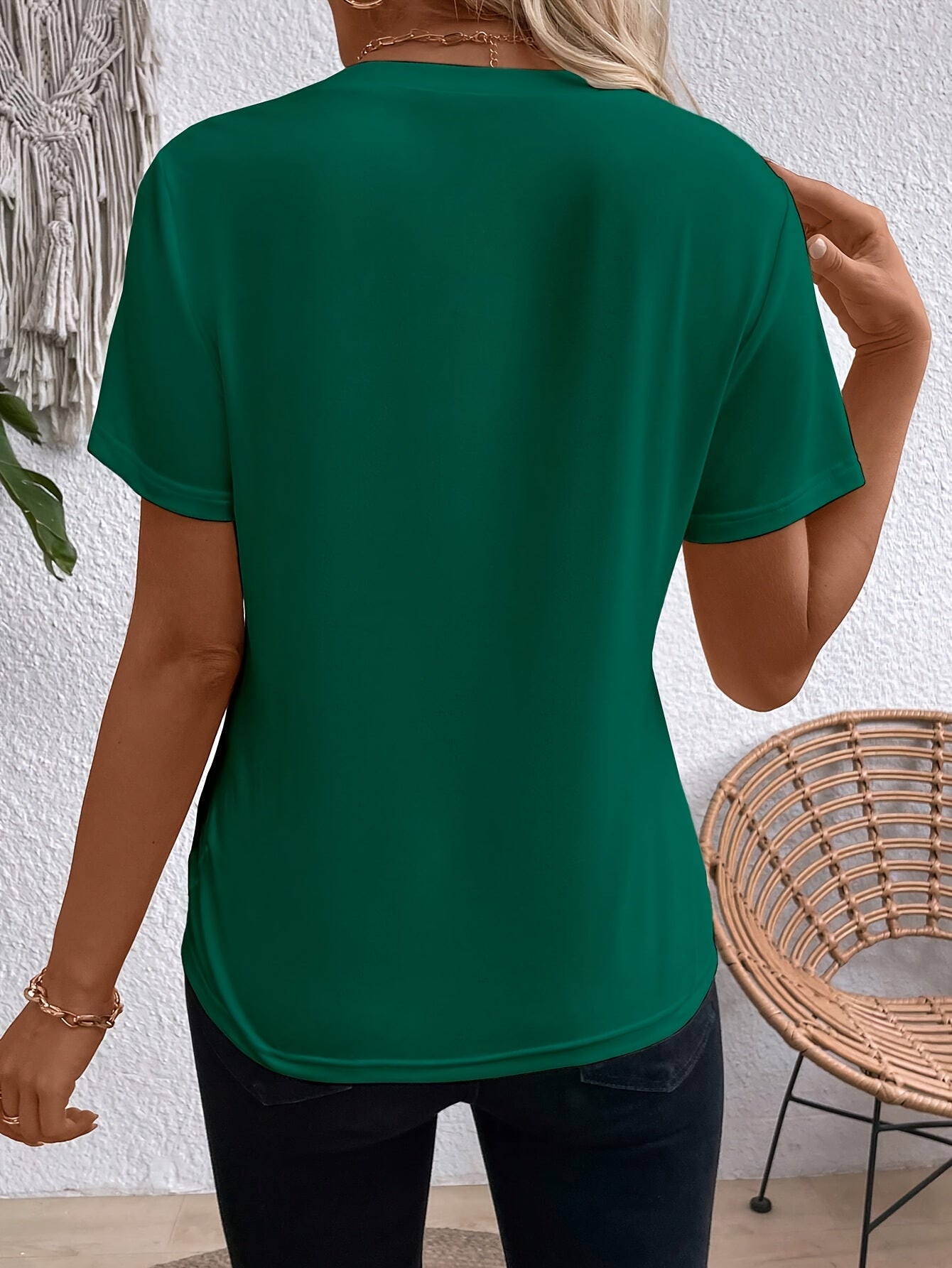Women's Elegant Light Grey Short Sleeve Round Neck T-Shirt - Soft Medium-Stretch Fabric, Machine Washable, Versatile All-Season Casual Top, Casual Attire, Sophisticated Style, Comfortable Fit