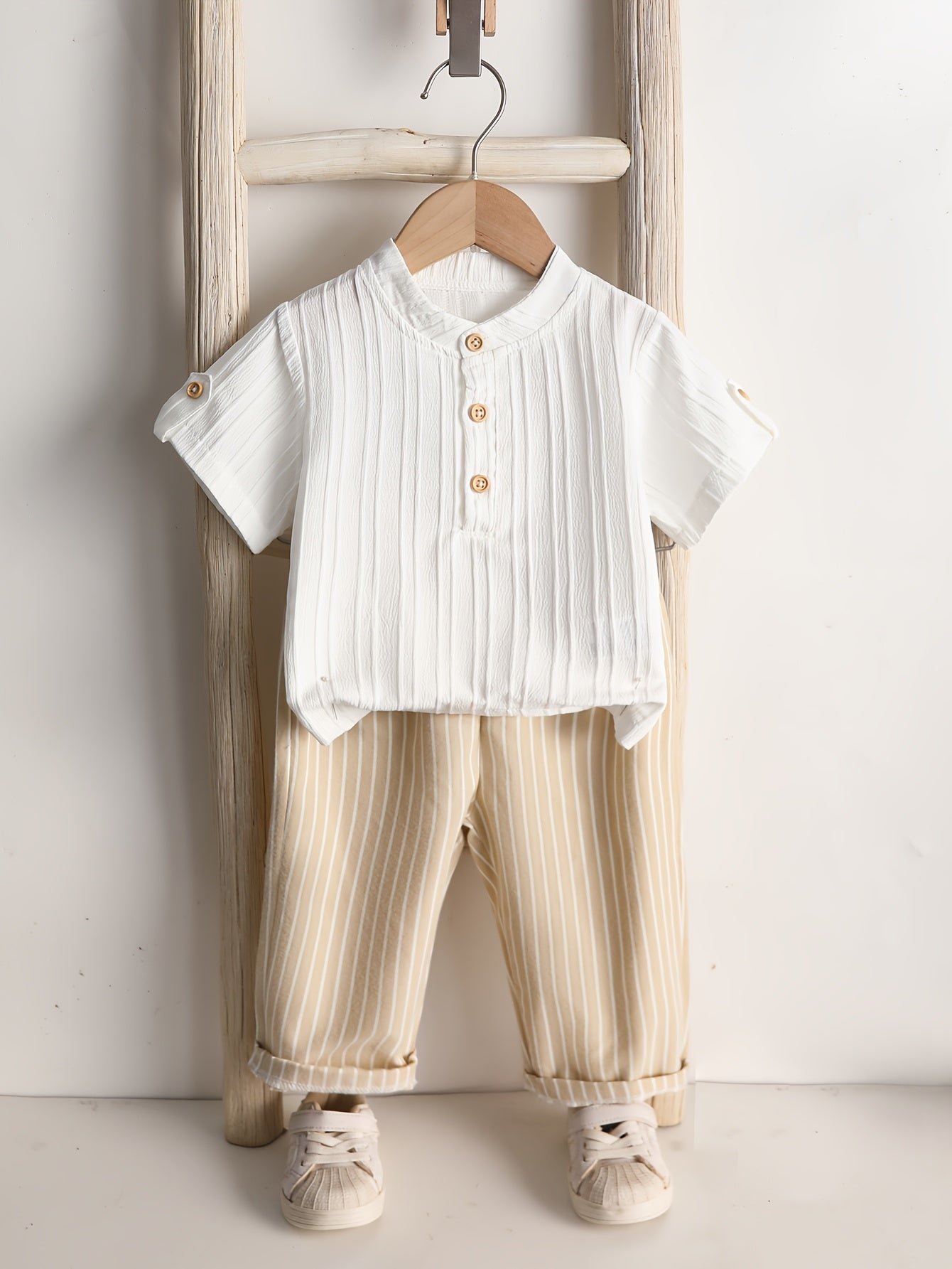 Boys' Casual Short-Sleeve Top & Pants Set with Stand Collar