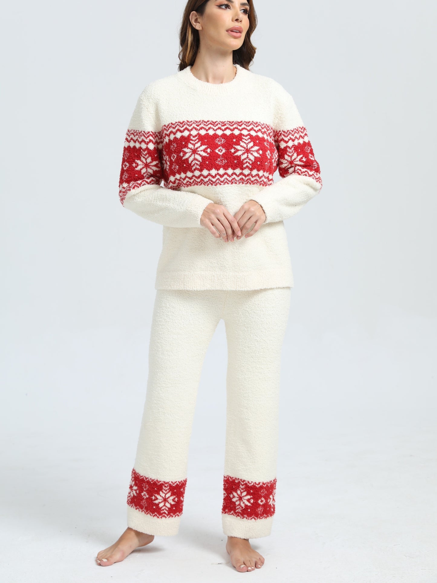 Women's Autumn/Winter Home Wear Soft Warm Fashion Christmas Snowflake Long Sleeve Pants 2pcs Set