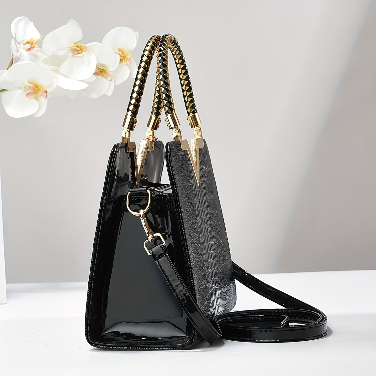 Elegant Tote Bag for Women, Large Capacity Crocodile Pattern Shoulder Bag, Lightweight with Zipper Closure, Polyester Lined, Versatile Fashion Accessory