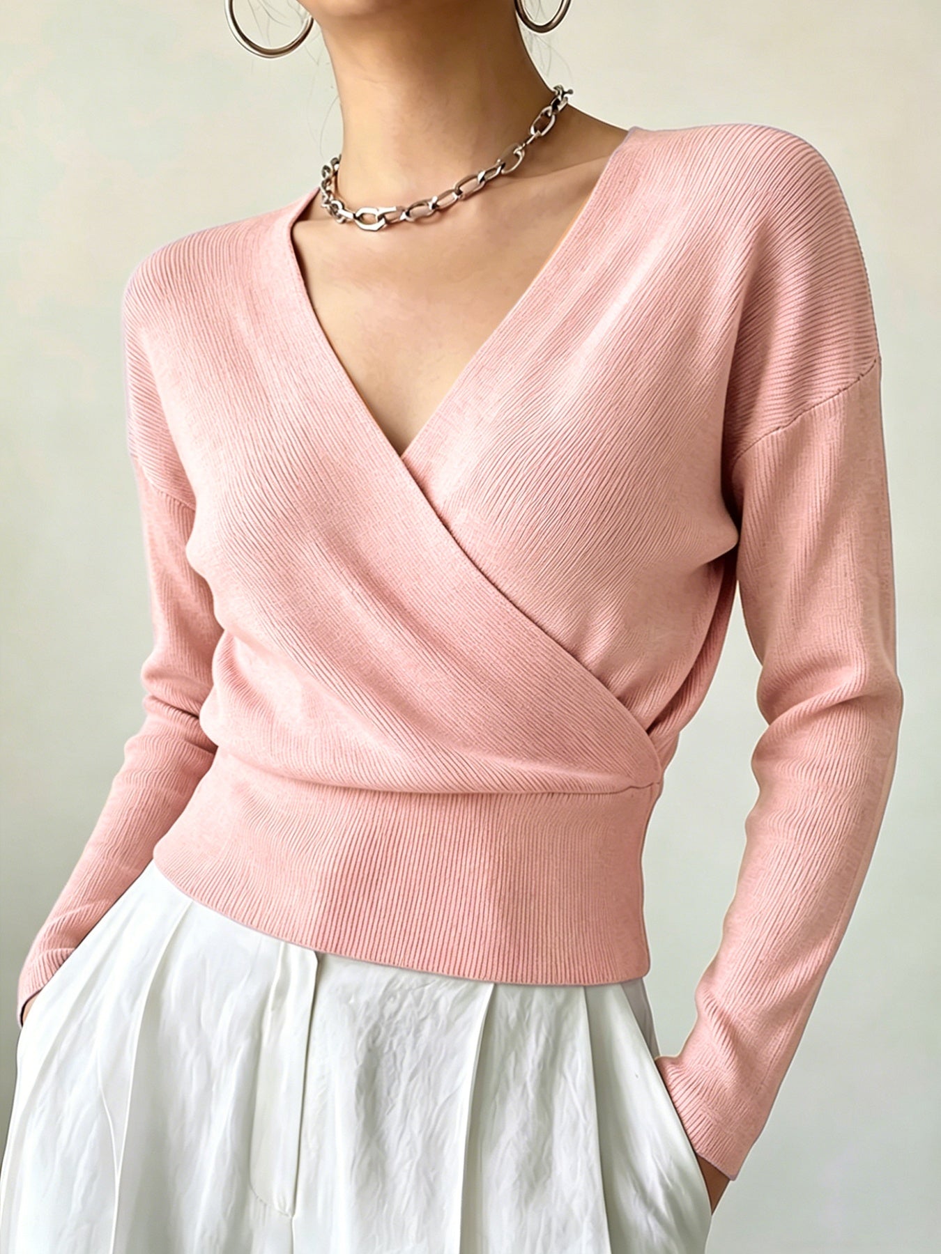 Women's Elegant Cross-Collar V-Neck Pullover Knitwear for Fall/Winter